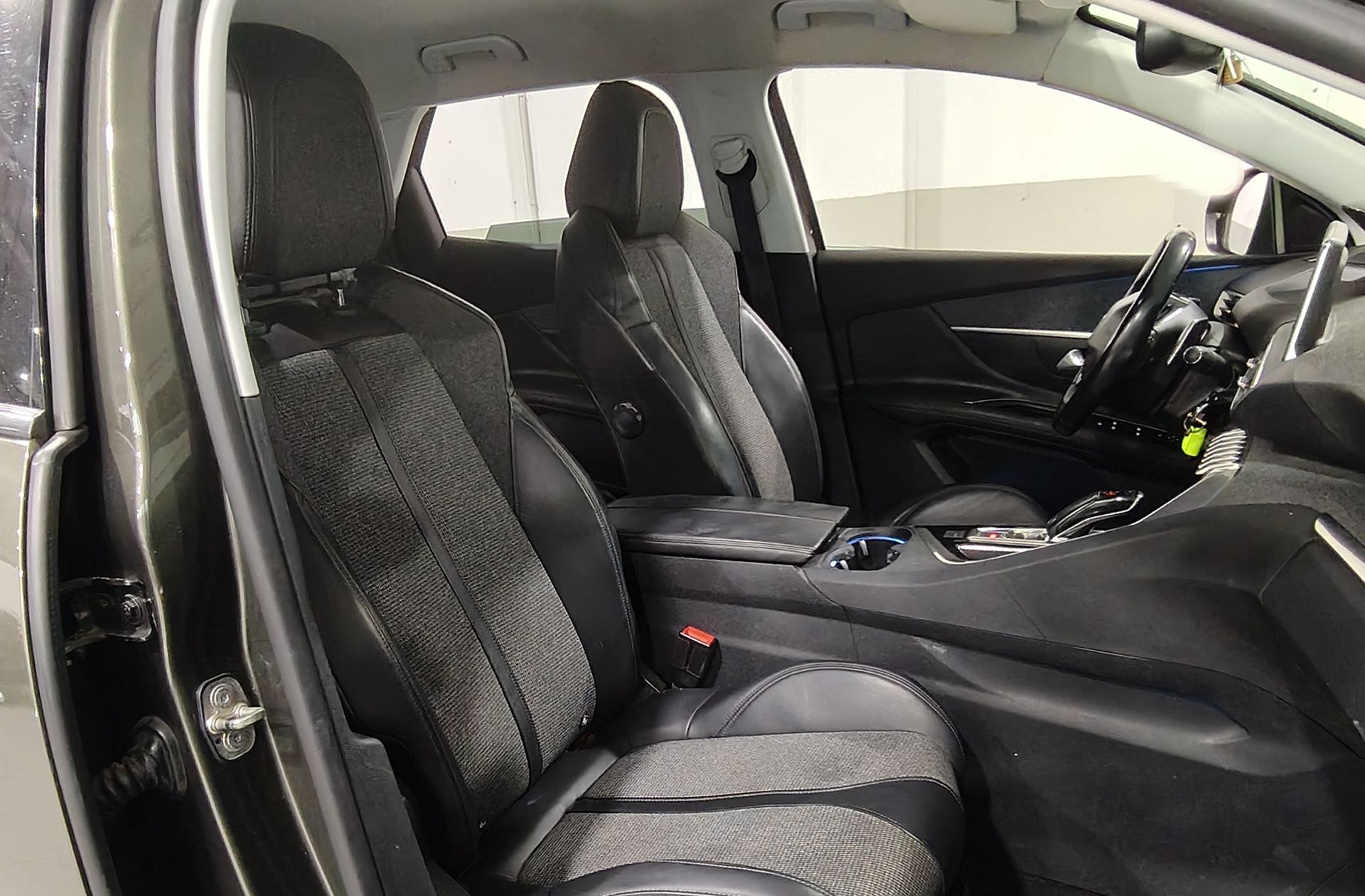 Peugeot 3008 1.6L THP Allure EAT6 - foto 18