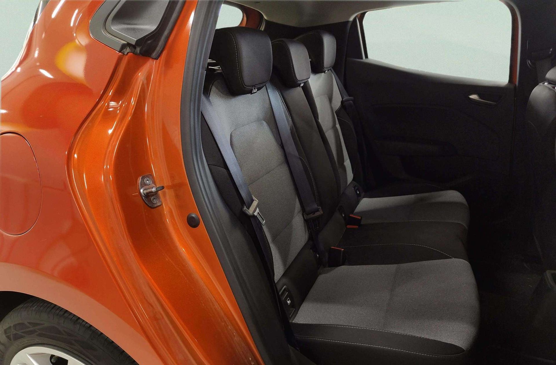 Renault Clio Evolution TCe - foto 18
