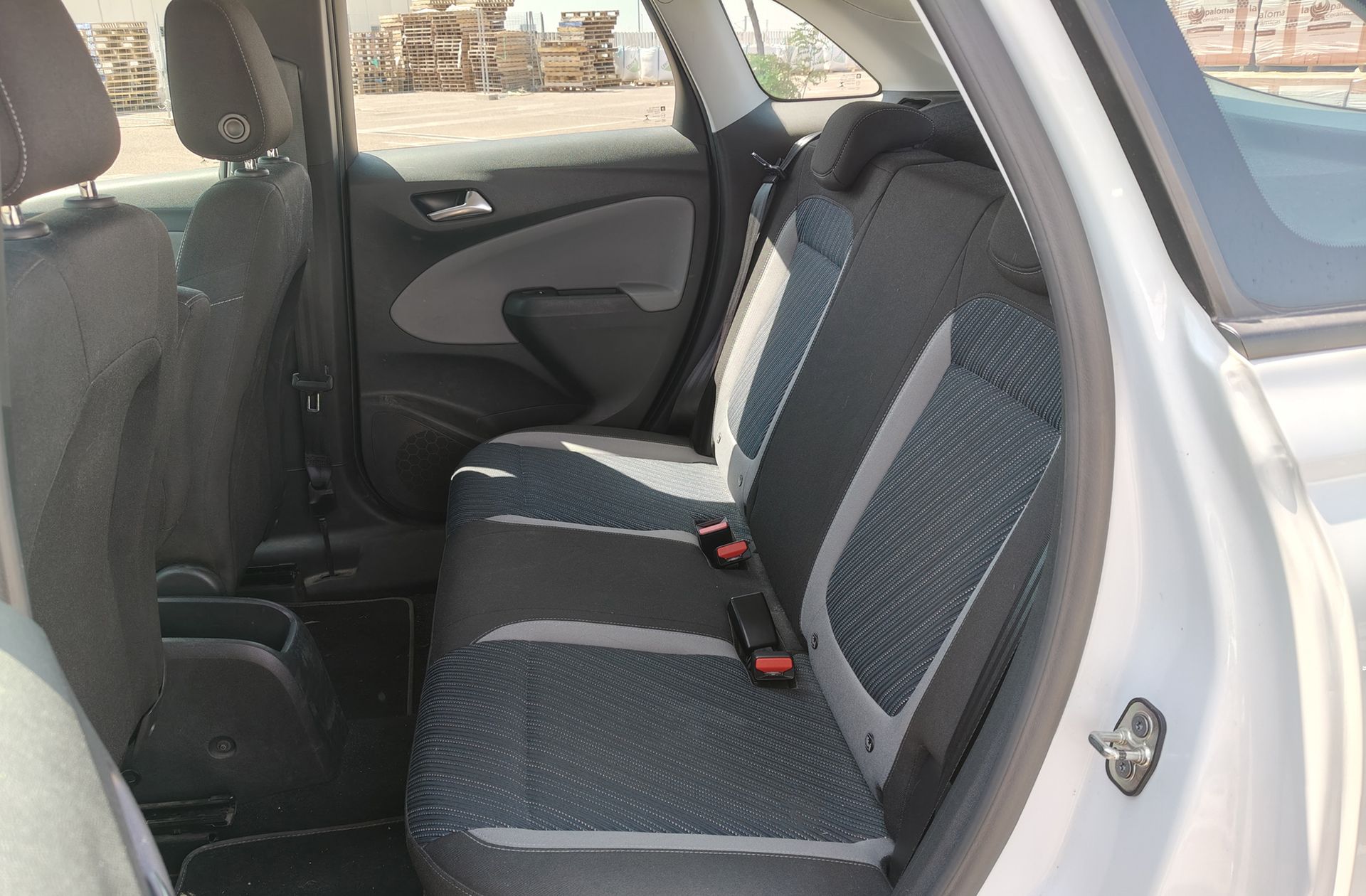 Opel Crossland 1.5 D Design Line 120 Aniversario - foto 12