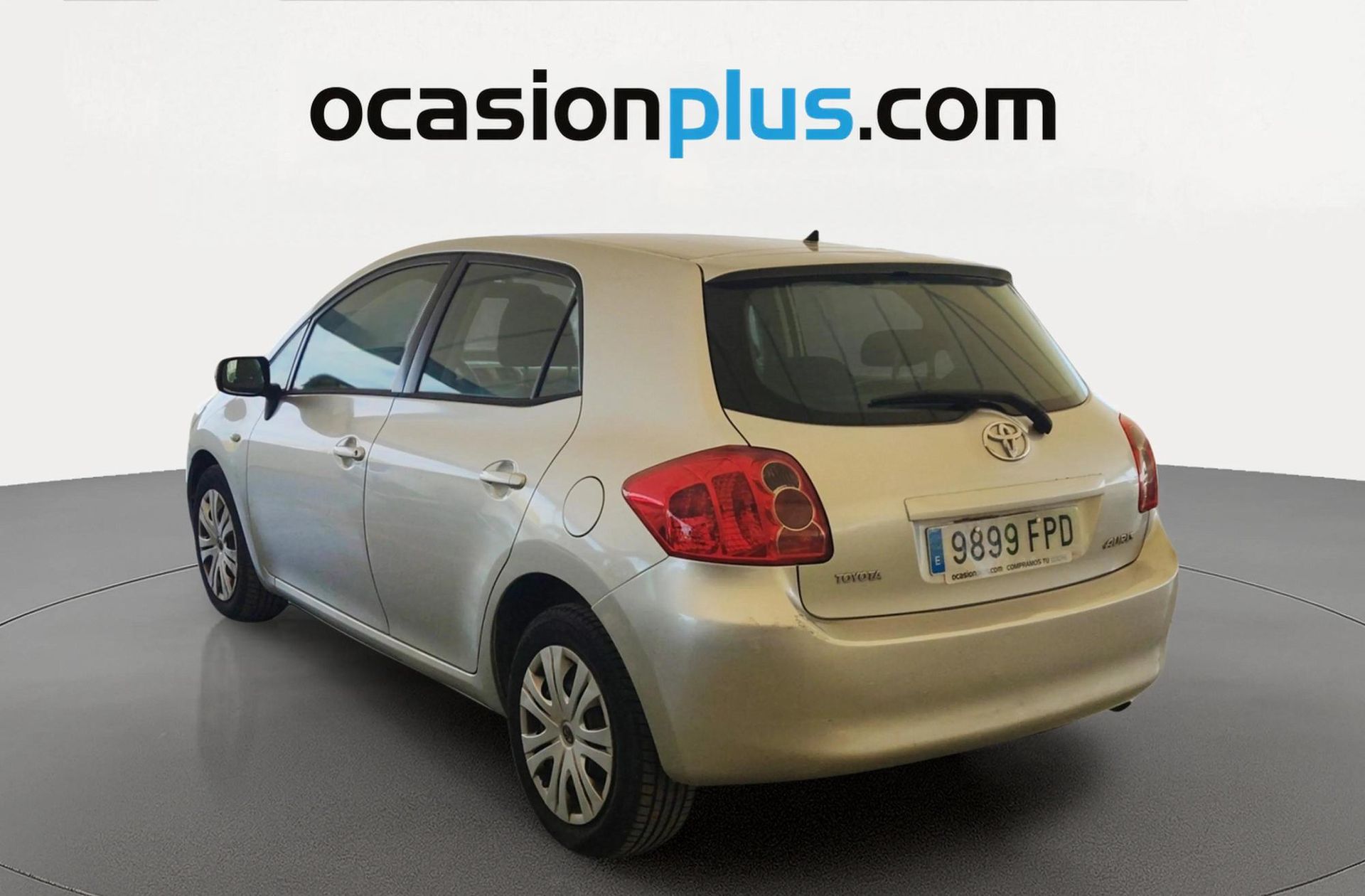 Toyota Auris 1.4 VVT-i - foto 3