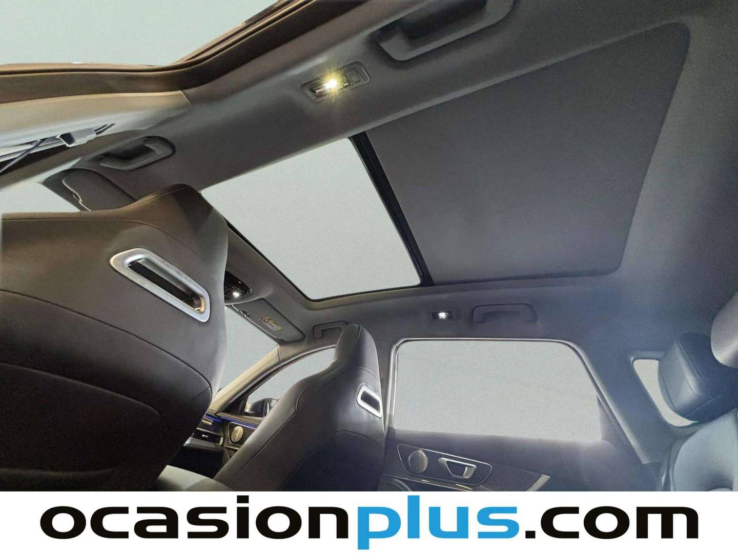 Extras y acabados del EBRO S700 EBRO S700 1.6 TGDI Luxury 7 DCT (147 CV)