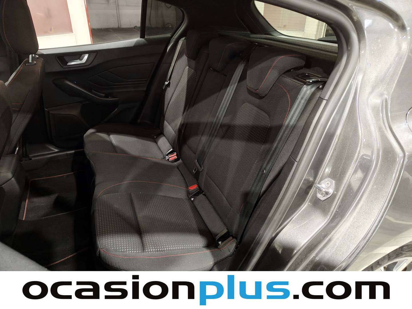 Foto asientos traseros Ford Focus Ford Focus 1.0 Ecoboost MHEV ST-Line Auto (155 CV)