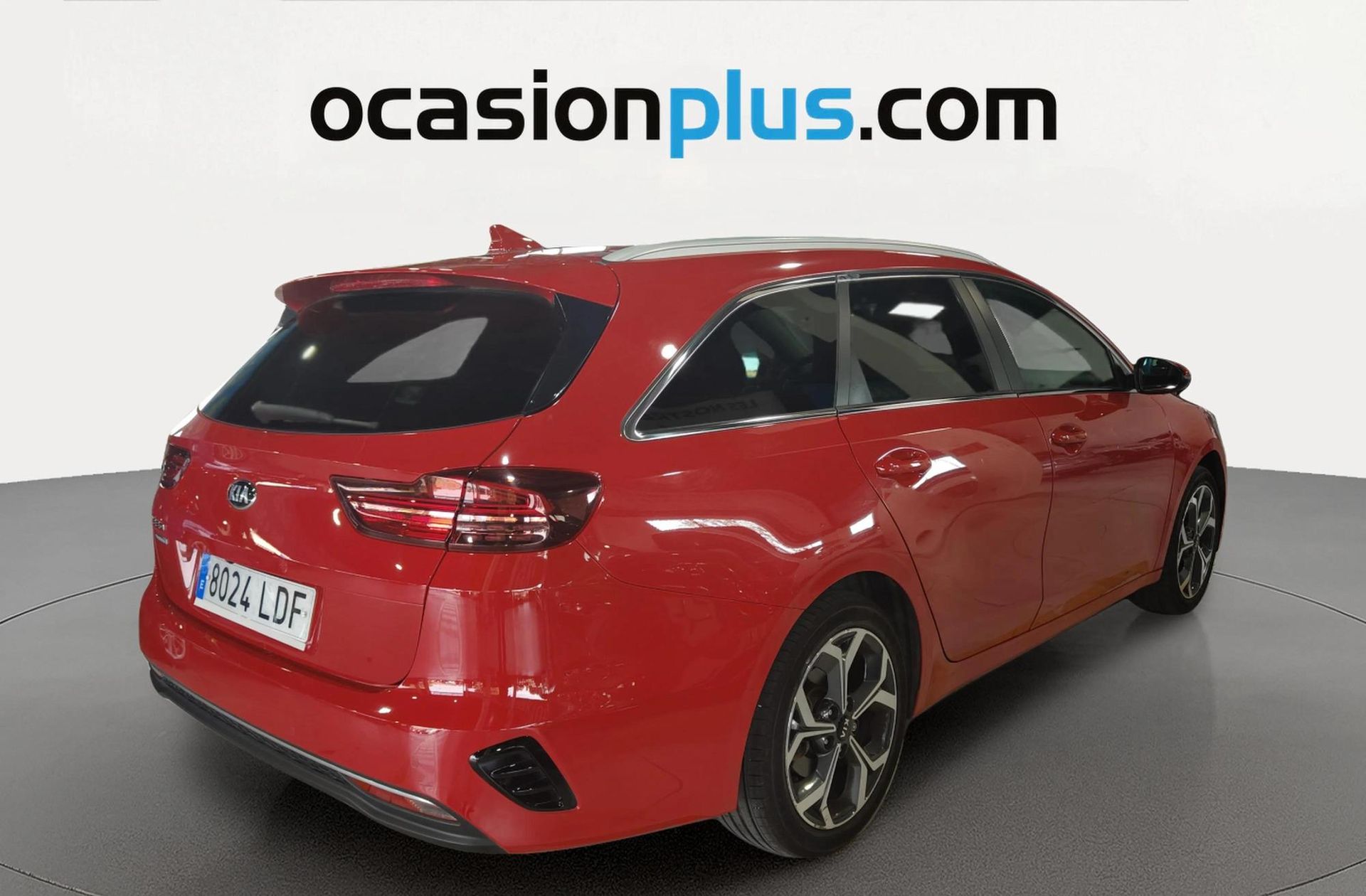 Kia Ceed 1.6 CRDi Tech - foto 4