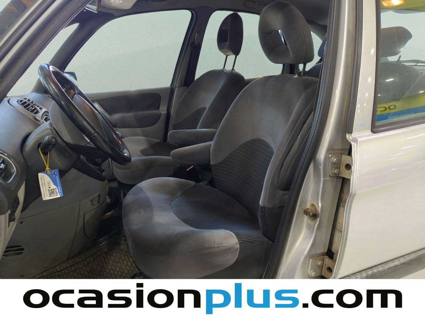 Foto asientos delanteros Citroën Xsara Picasso Citroën Xsara Picasso 1.6 HDi SX Top (92 CV)