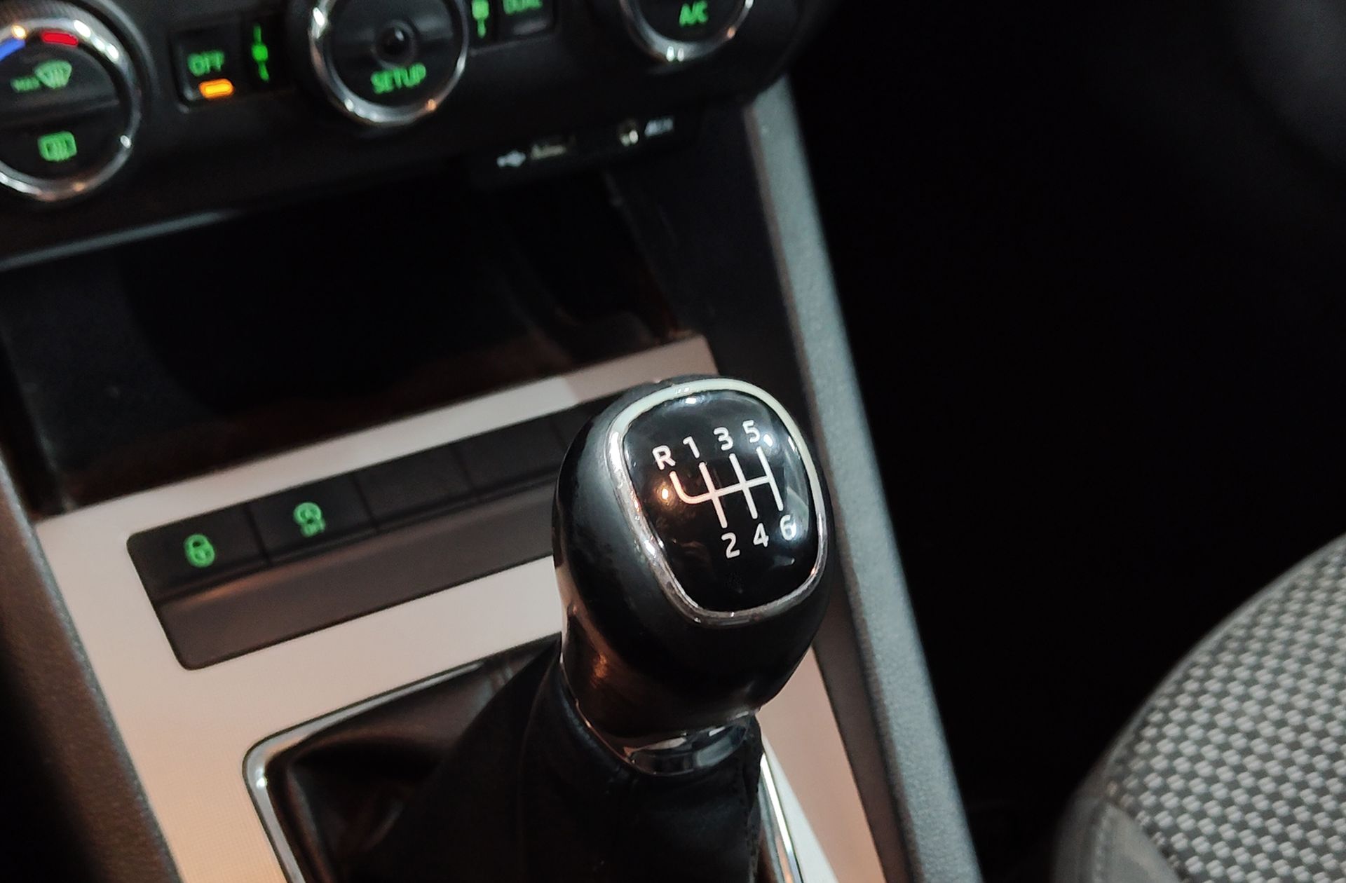 Škoda Octavia 2.0 TDI CR Ambition - foto 5