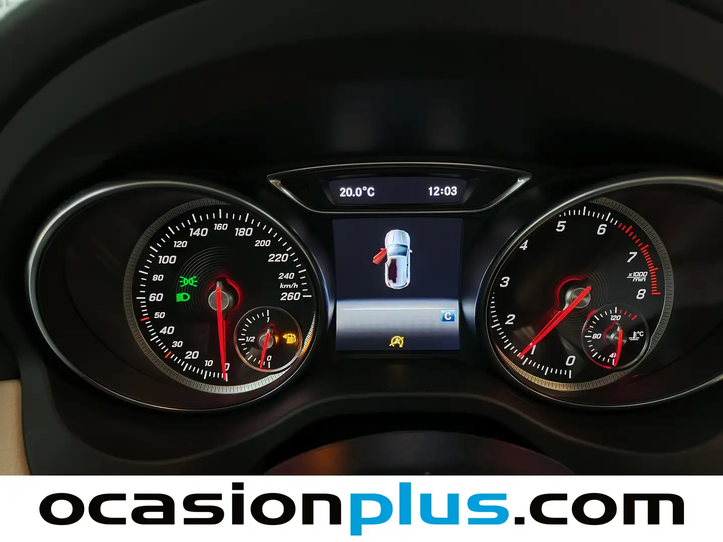 Foto Mercedes GLA Mercedes-Benz GLA 180  (122 CV)