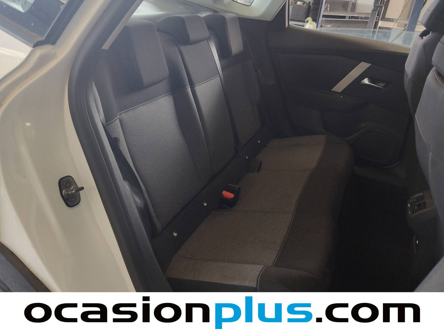 Foto Citroën C4 X Citroen C4 X PureTech 100 S&S 6v You (102 CV)