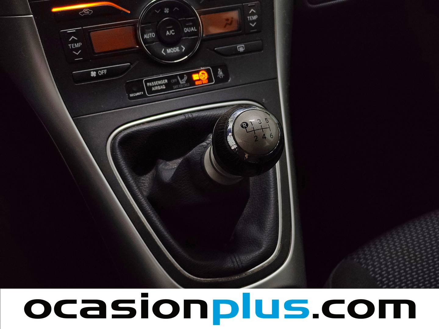 Foto Toyota Auris Toyota Auris 1.4 D-4D DPF Active (90 CV)