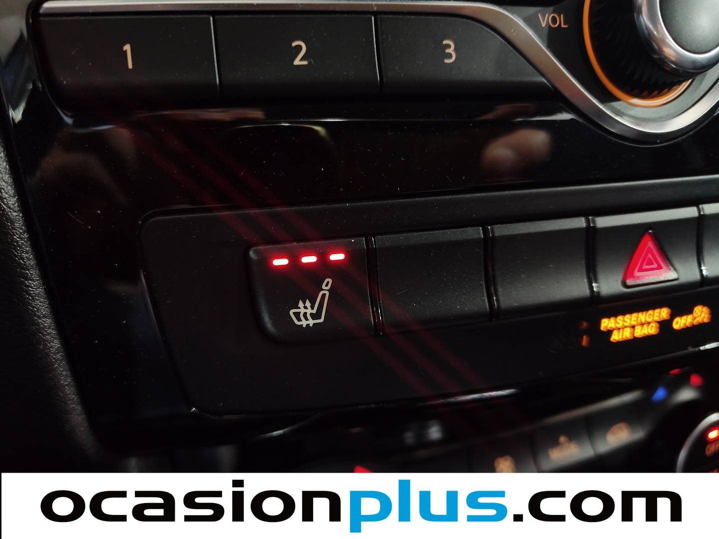 Acabados Infiniti Q30 Infiniti Q30 1.6 TC Premium 7DCT (156 CV)