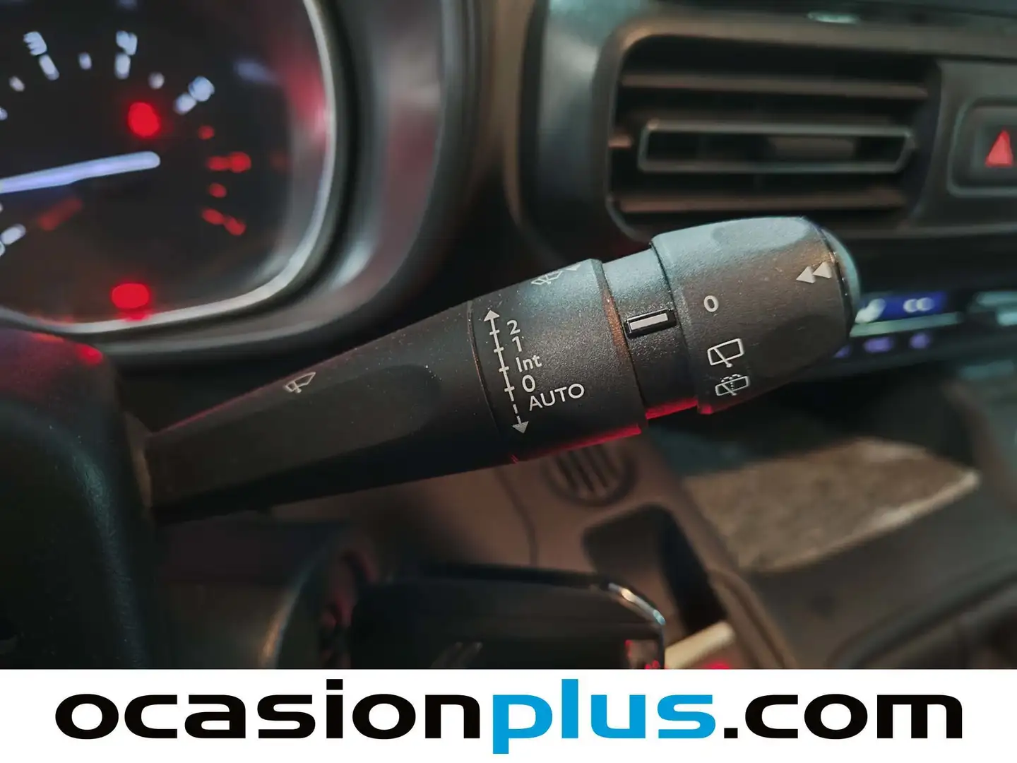 Foto Citroën Berlingo Citroen Berlingo BlueHDi 100 S&S Talla M Shine (102 CV)