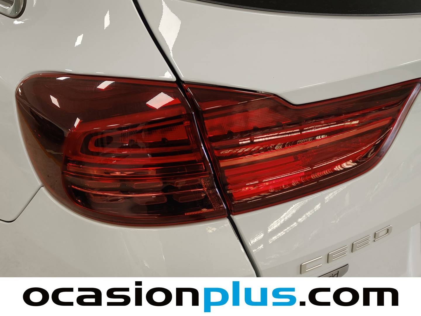 Foto KIA Ceed Tourer Kia Ceed Tourer 1.0 MHEV Style Edition DCT (100 CV)