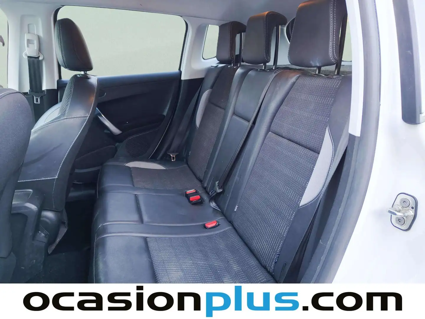 Foto Peugeot 2008 Peugeot 2008 BlueHDi 120 S&S Allure (120 CV)