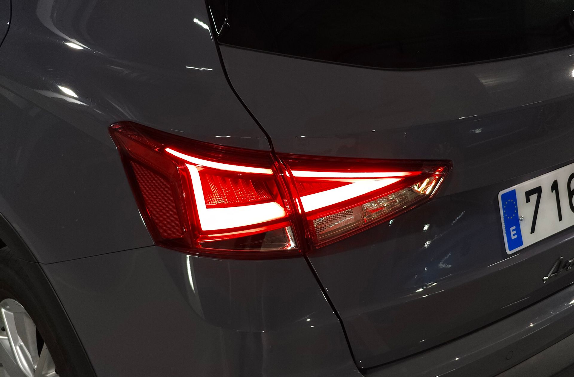 SEAT Arona 1.0 TSI FR - foto 19