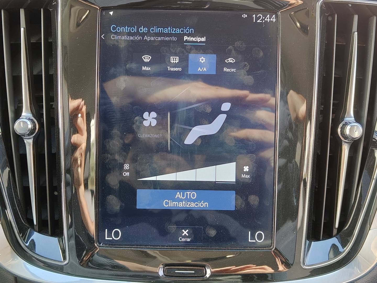 Foto Volvo V60 Volvo V60 D4 Momentum Auto (190 CV)