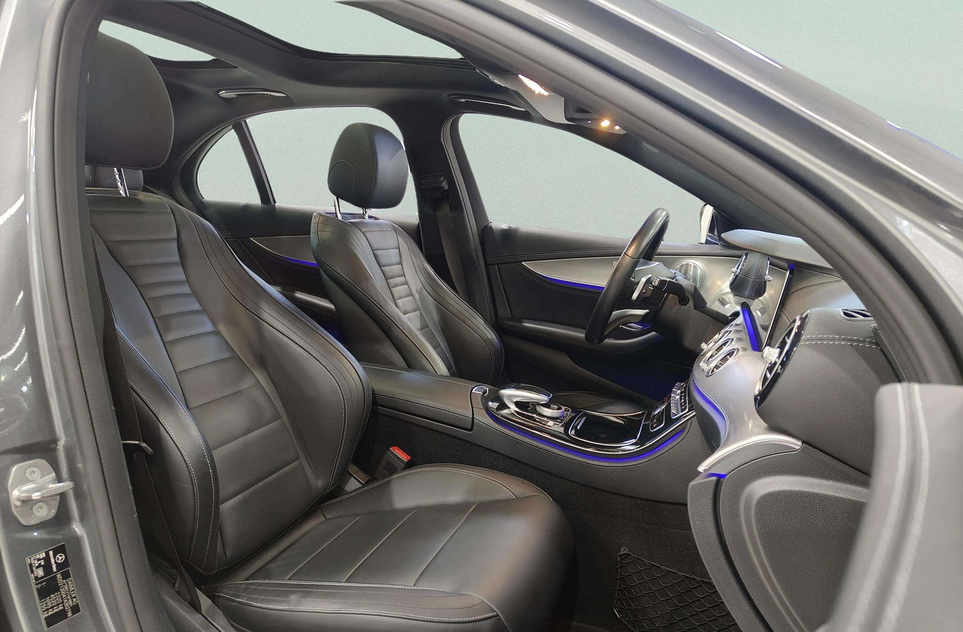 Mercedes-Benz Clase E E 220 d - foto 23