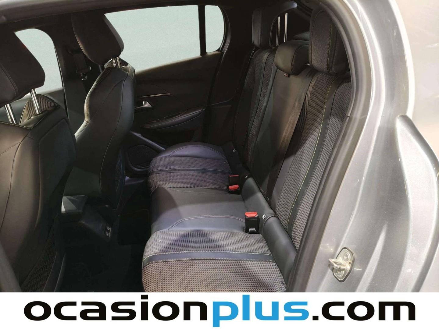 Foto asientos traseros Peugeot 208 Peugeot 208 PureTech 100 GT (100 CV)
