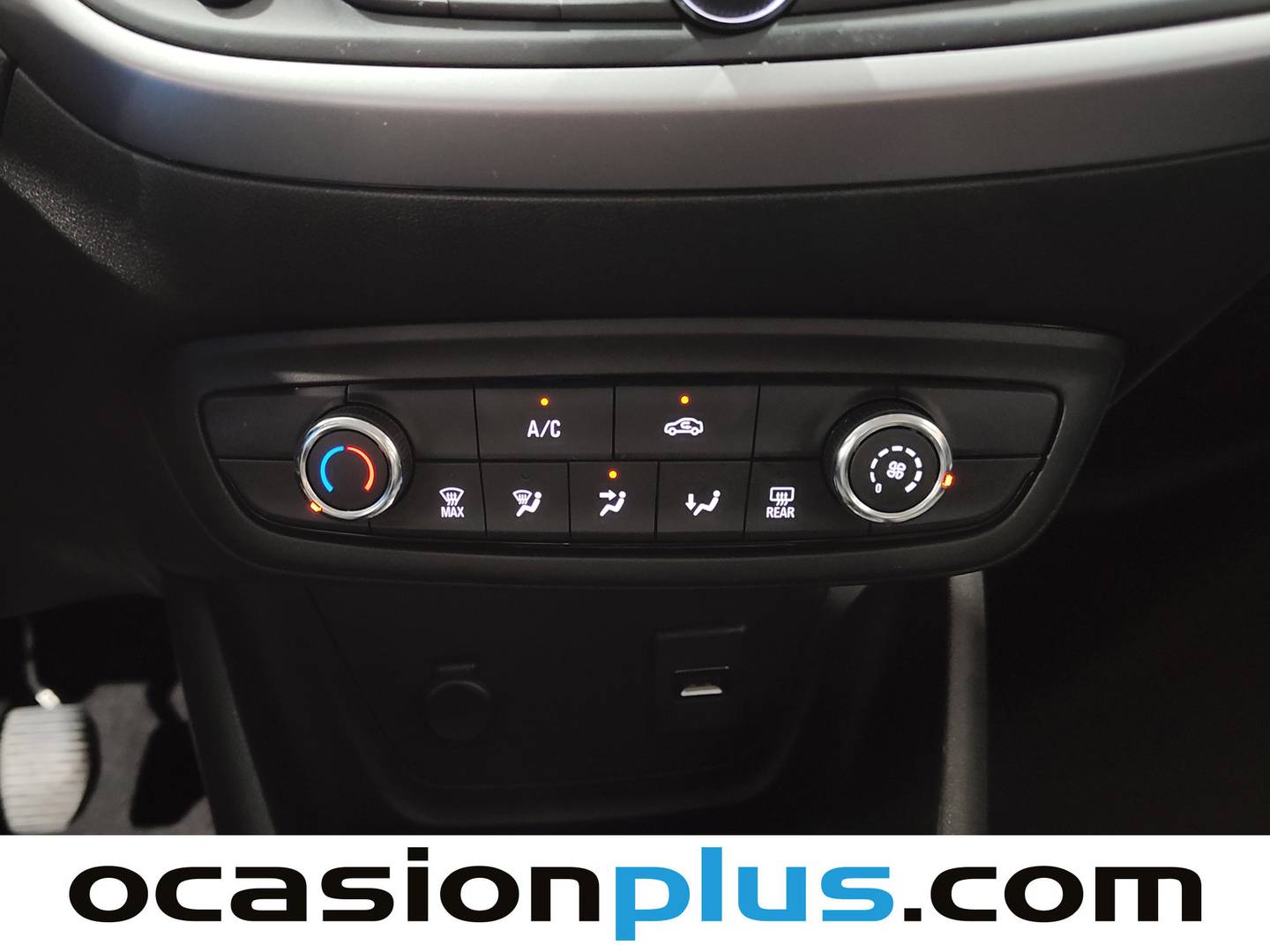 Foto Opel Crossland Opel Crossland 1.2 Crossland (83 CV)