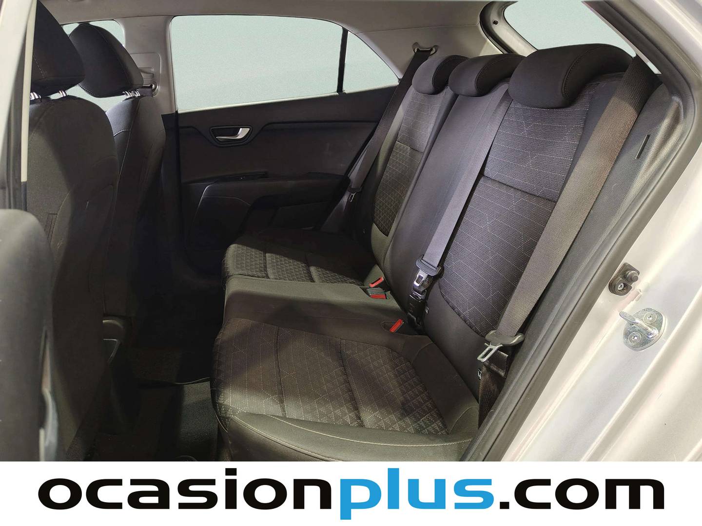Foto asientos traseros KIA Rio KIA Rio 1.2 DPi Concept (84 CV)