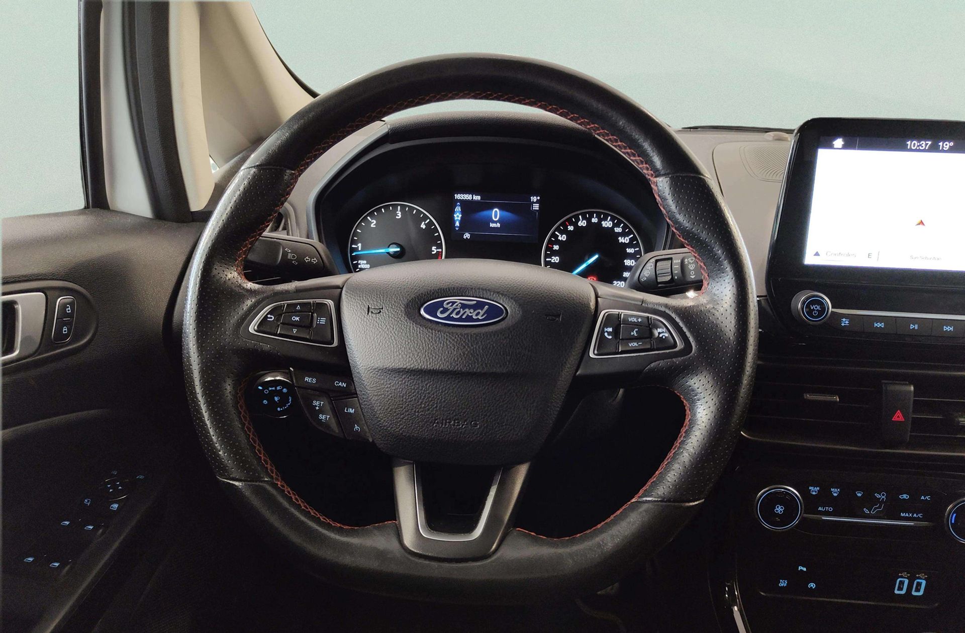 Ford EcoSport 1.5 TDCi ST Line - foto 21