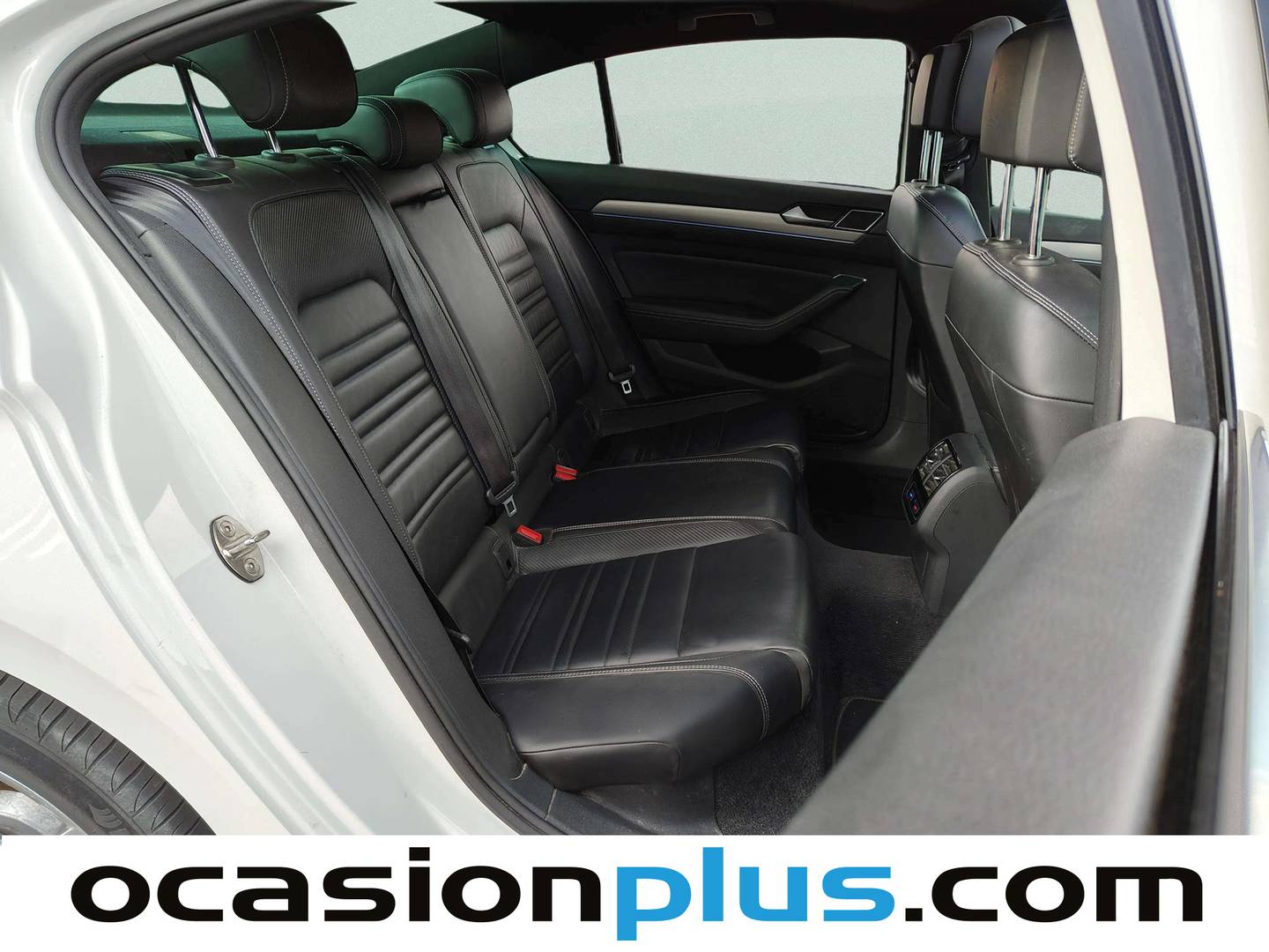 Volkswagen Passat Volkswagen Passat Sport 1.8 TSI BMT (180 CV) DSG Pack R-line gasolina