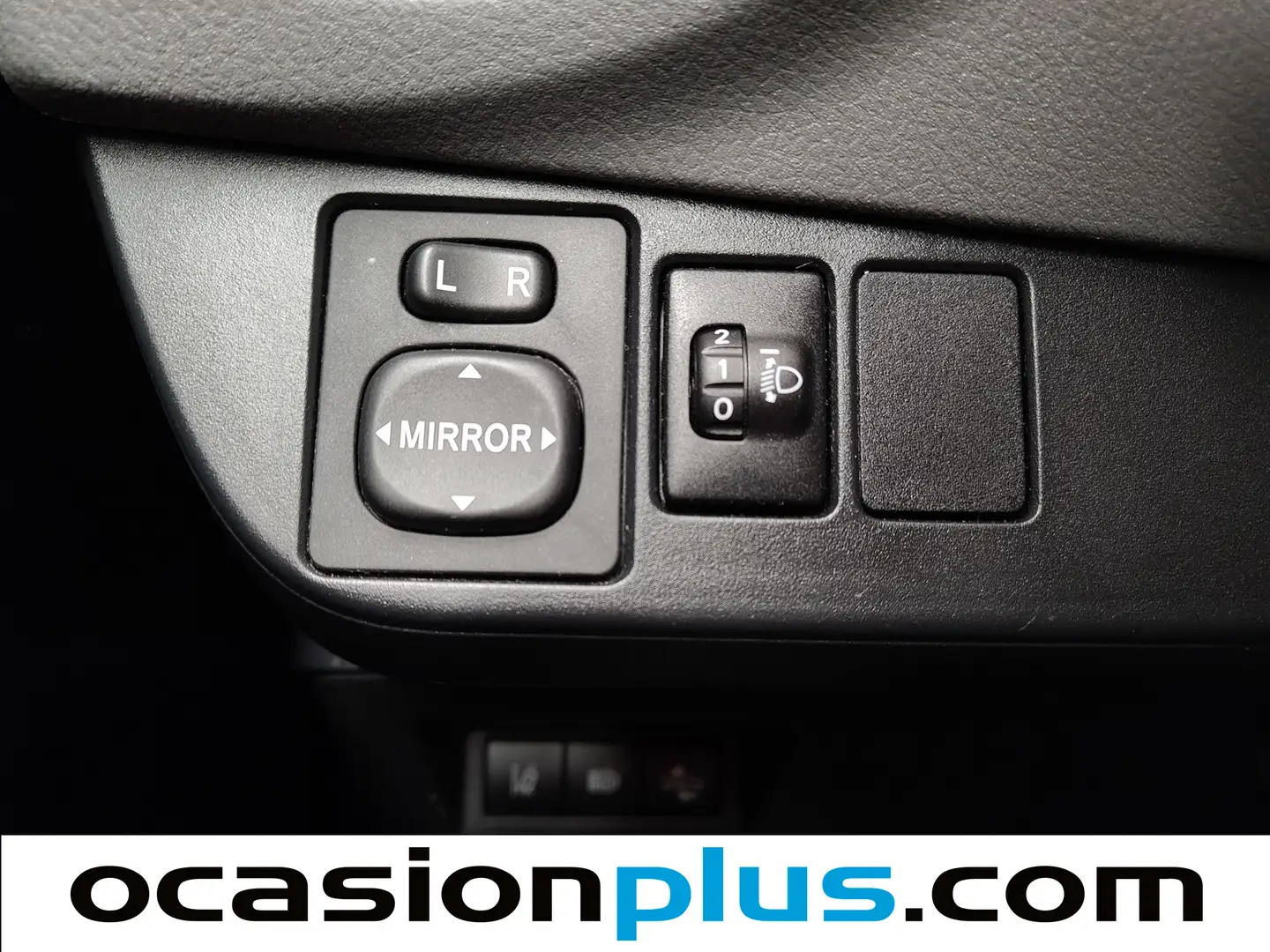 Foto Toyota Yaris Toyota Yaris 1.0 70 Business (69 CV)