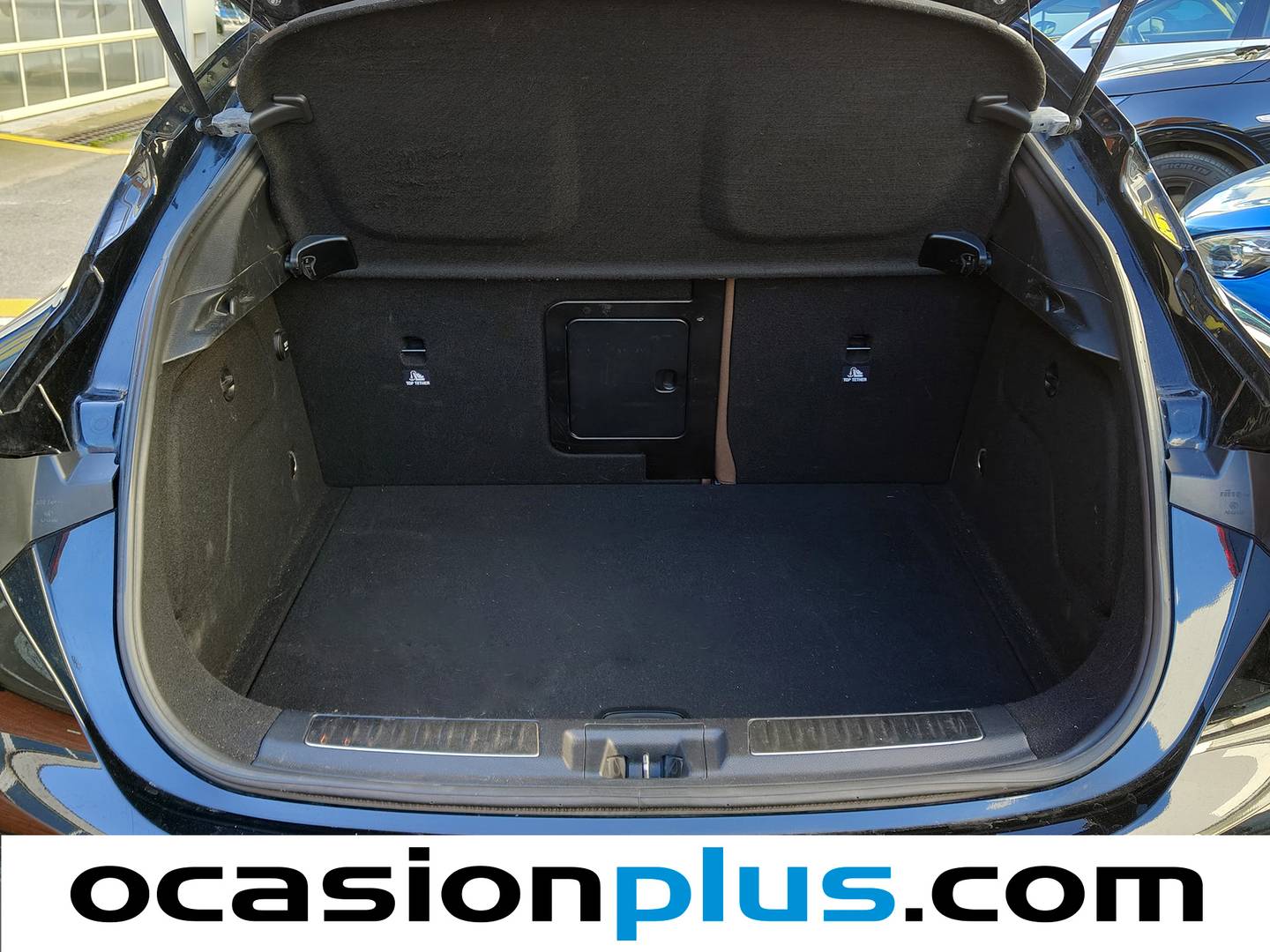 Foto Infiniti QX30 Infiniti QX30 2.2D Premium Tech AWD 7DCT 125 kW (170 CV)