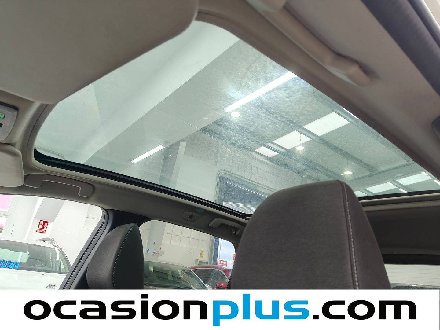 Extras y acabados del Nissan QASHQAI Nissan Qashqai DIG-T 140 mHEV N-Connecta 4x2 (140 CV)