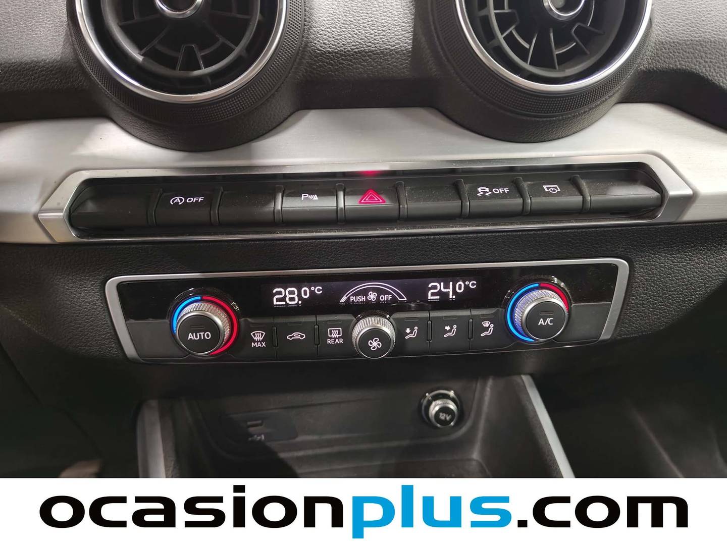 Foto Audi Q2 Audi Q2 sport 30 TDI (116 CV)