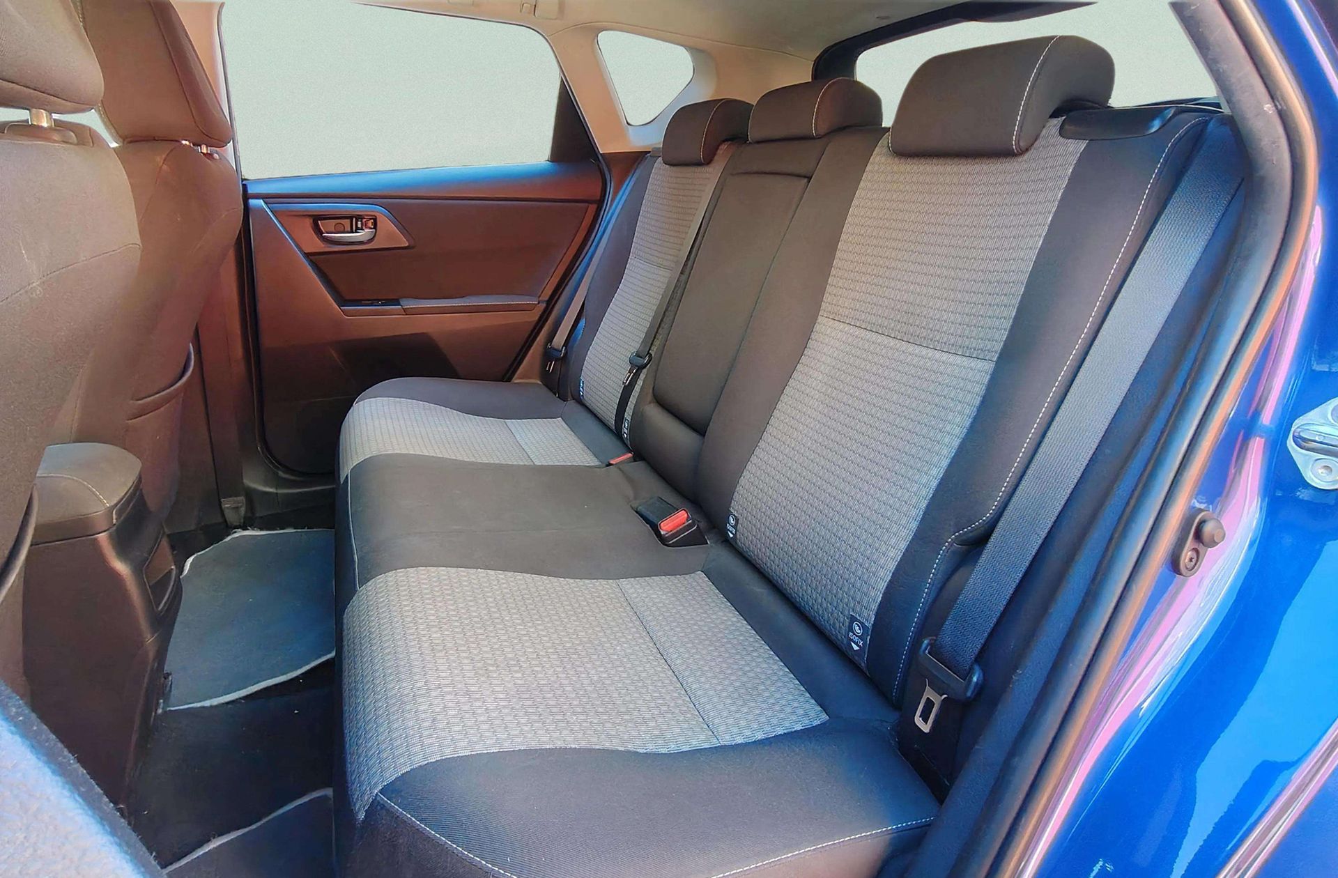 Toyota Auris 140H Hybrid Feel! - foto 10