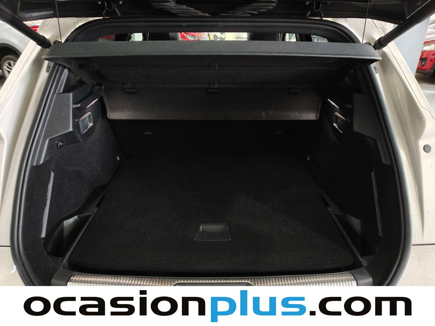 Fotos maletero DS DS 7 Crossback DS DS7 Crossback E-Tense 300 Performance Line+ 4WD Auto (300 CV)