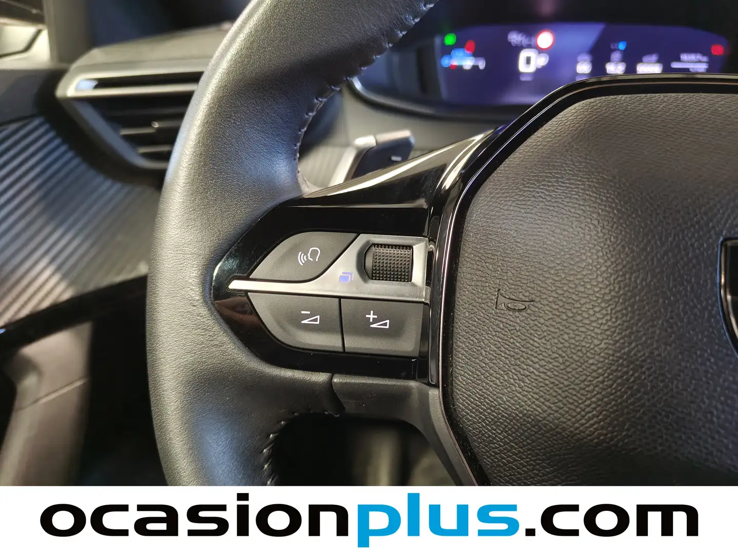 Foto Peugeot 2008 Peugeot 2008 Allure Hybrid eDCS6  (145 CV)