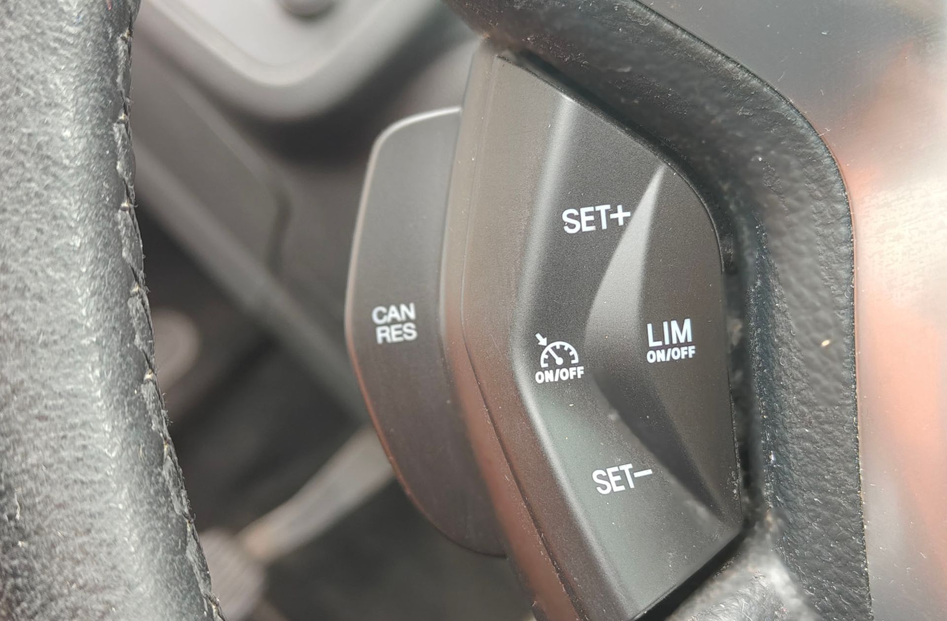 Ford Kuga 2.0 TDCi Titanium 4x2 - foto 27