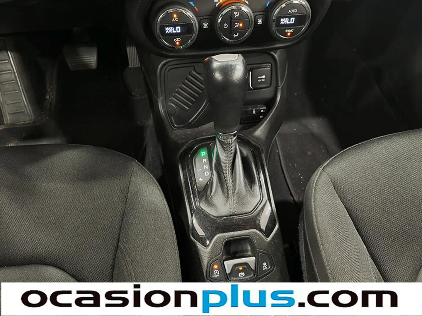 Foto Jeep Renegade Jeep Renegade 1.4 Multiair Limited 4x2 DDCT (140 CV)