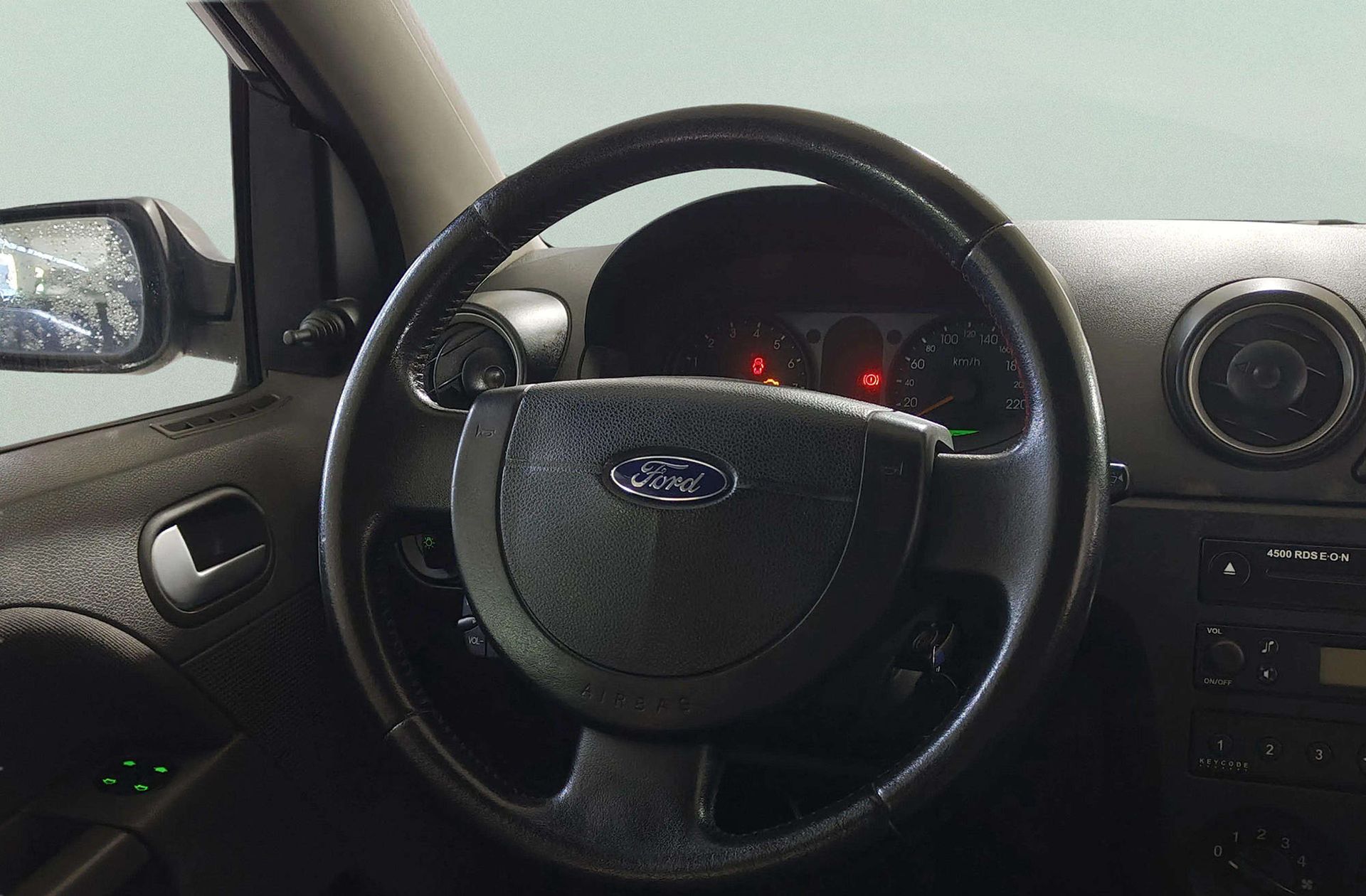 Ford Fiesta 1.6 Trend - foto 17
