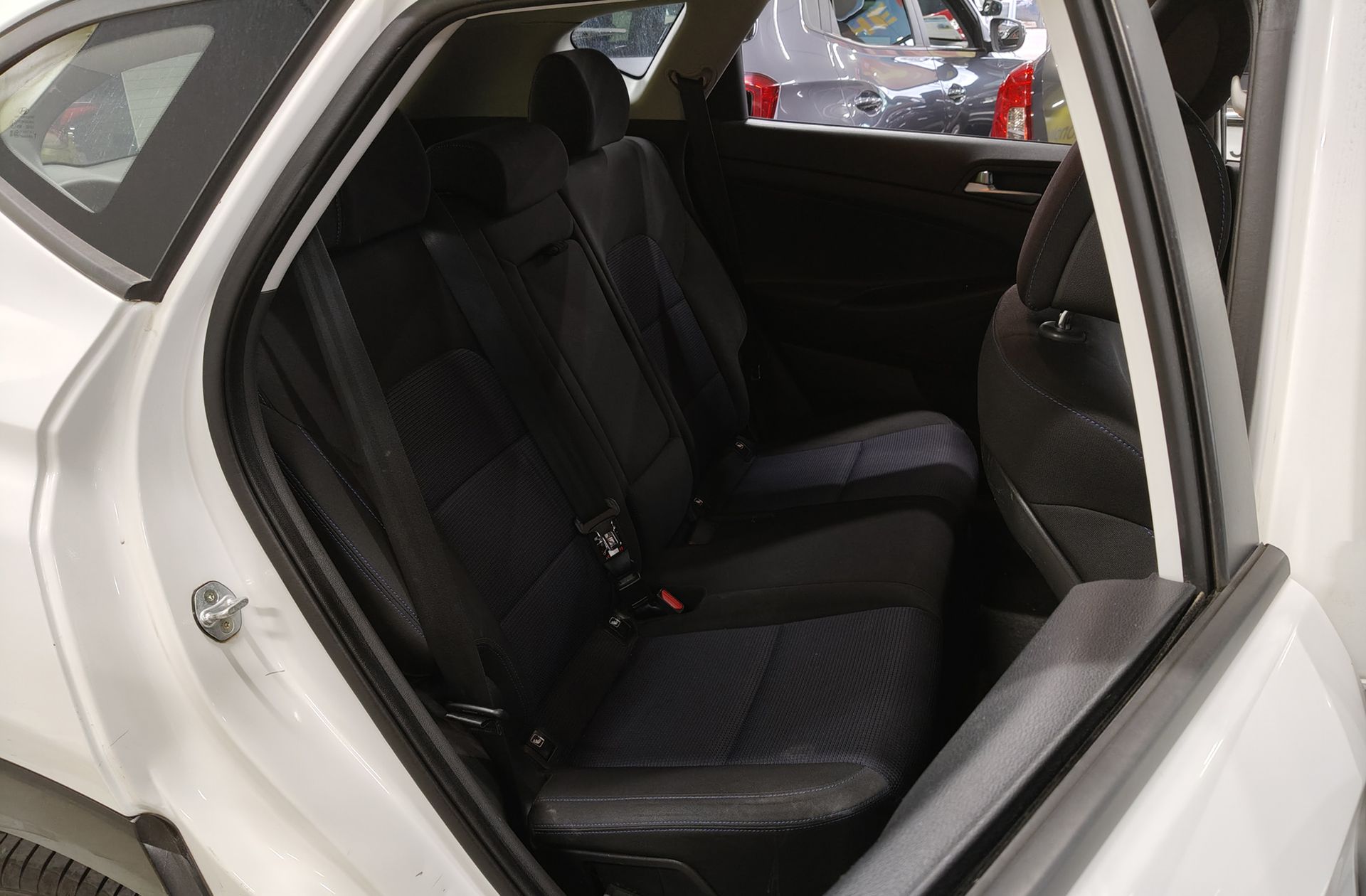 Hyundai Tucson 1.6 GDI BlueDrive 25 Aniversario 4x2 - foto 15