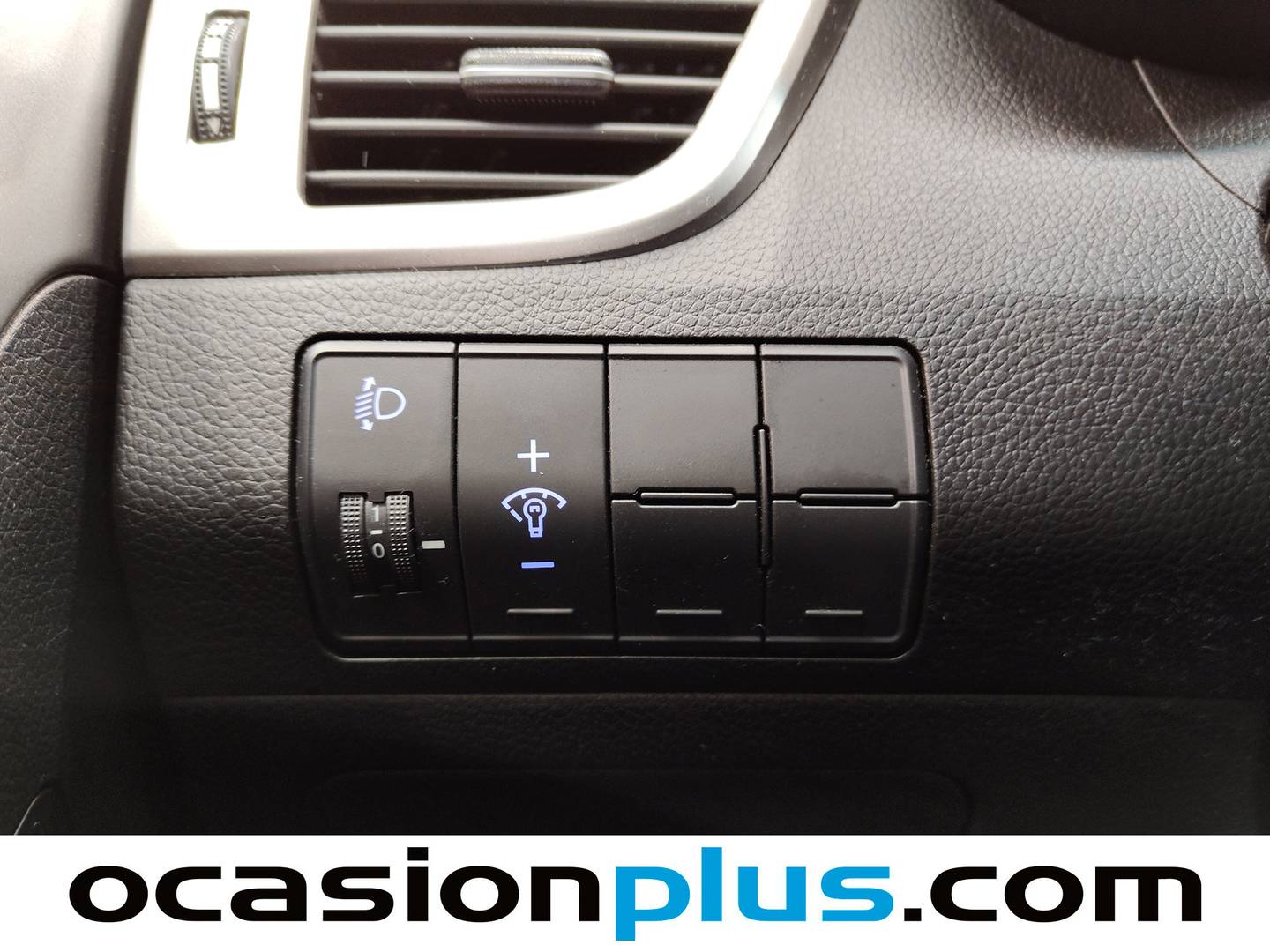 Equipamiento del Hyundai i30 Hyundai i30 1.4 CRDI Klass (90 CV)