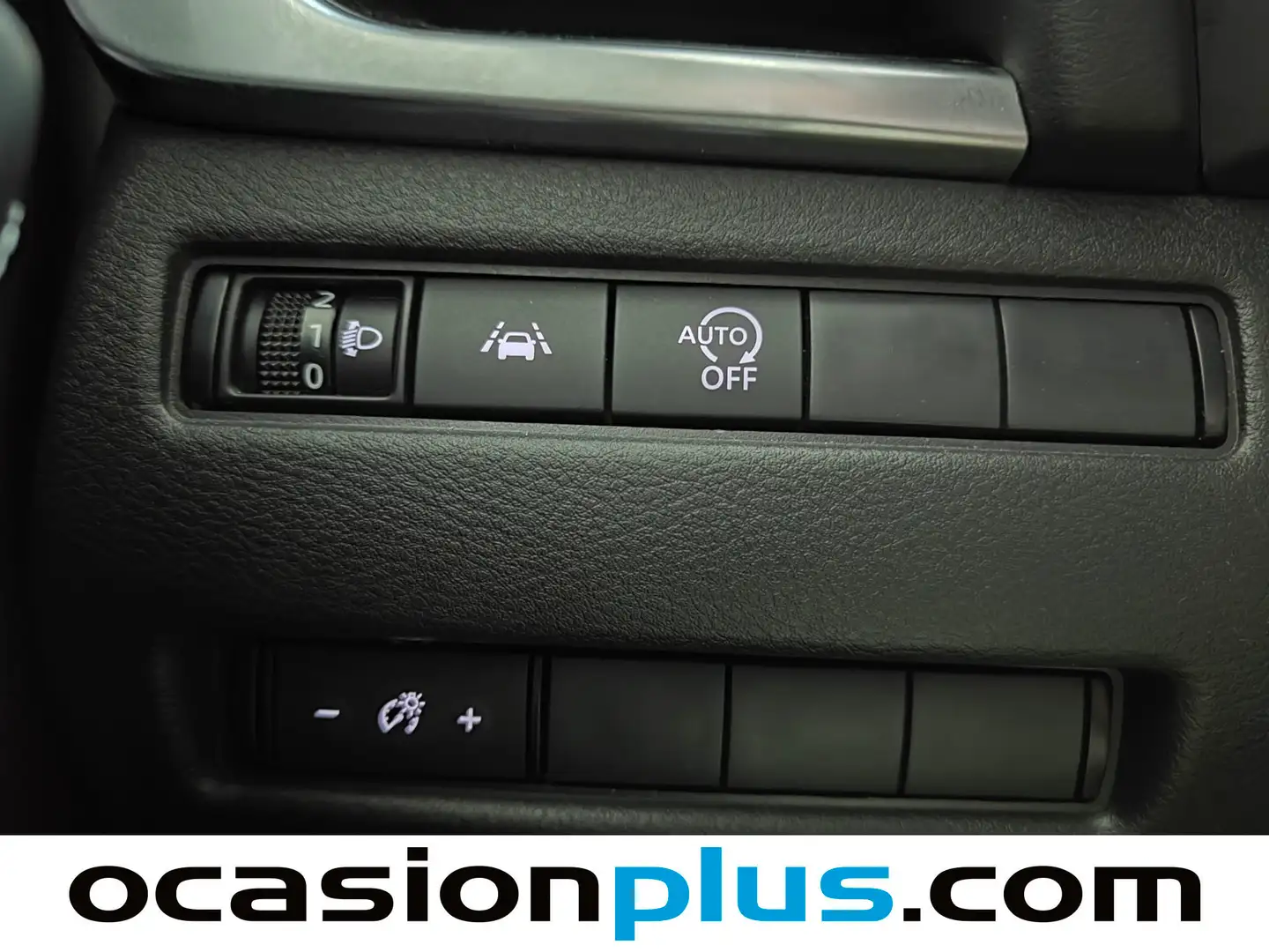 Foto Nissan QASHQAI Nissan Qashqai DIG-T 160 N-Connecta Xtronic (158 CV)