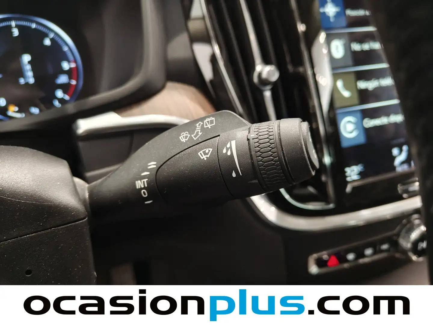 Foto Volvo V60 Cross Country Volvo V60 Cross Country D4 Pro Auto (190 CV)