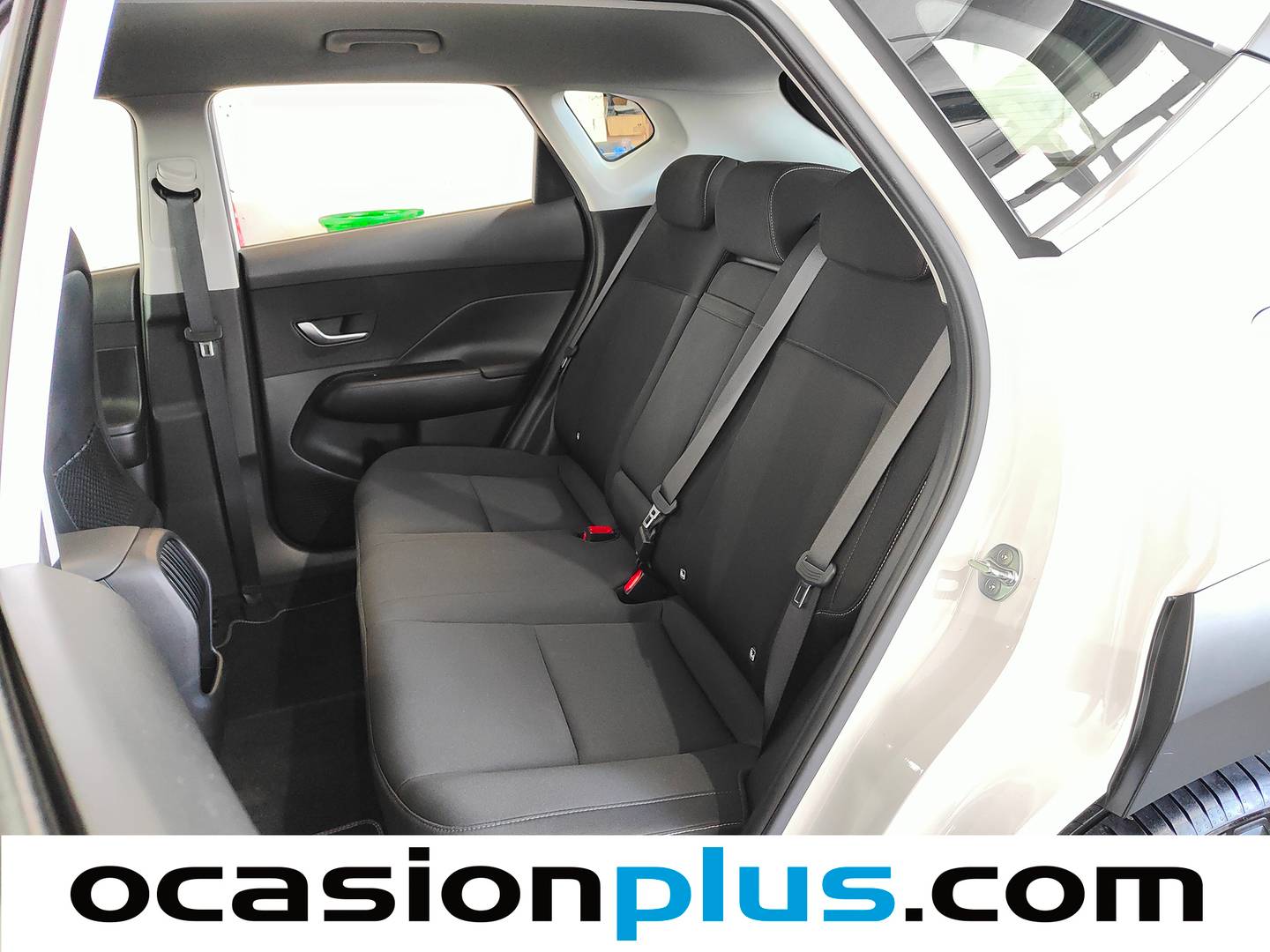 Foto asientos traseros Hyundai Kona Hyundai Kona 1.6 GDi HEV Flexx DCT (141 CV)