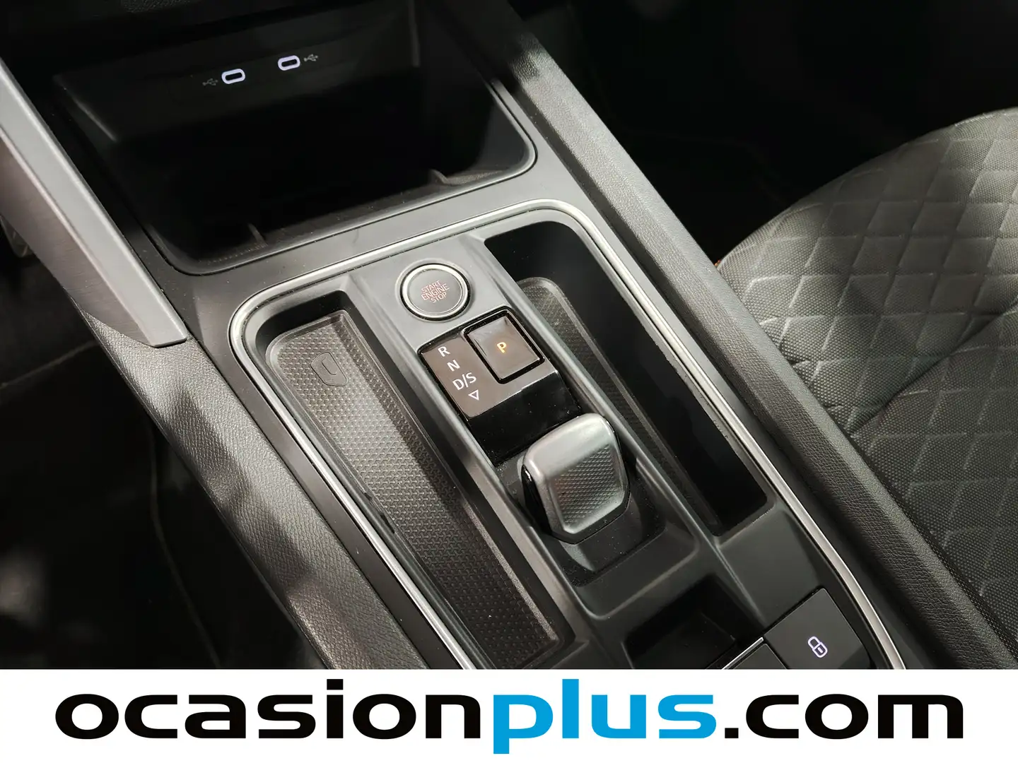 Foto Seat León SEAT León 1.5 eTSI S&S FR Go L DSG (150 CV)