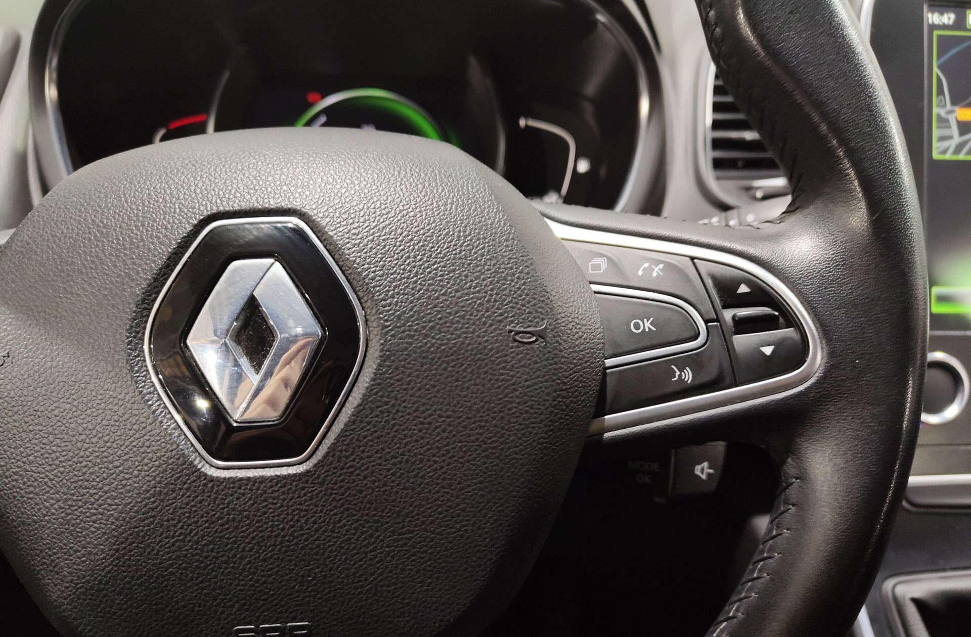 Renault Scénic Zen TCe GPF - foto 26