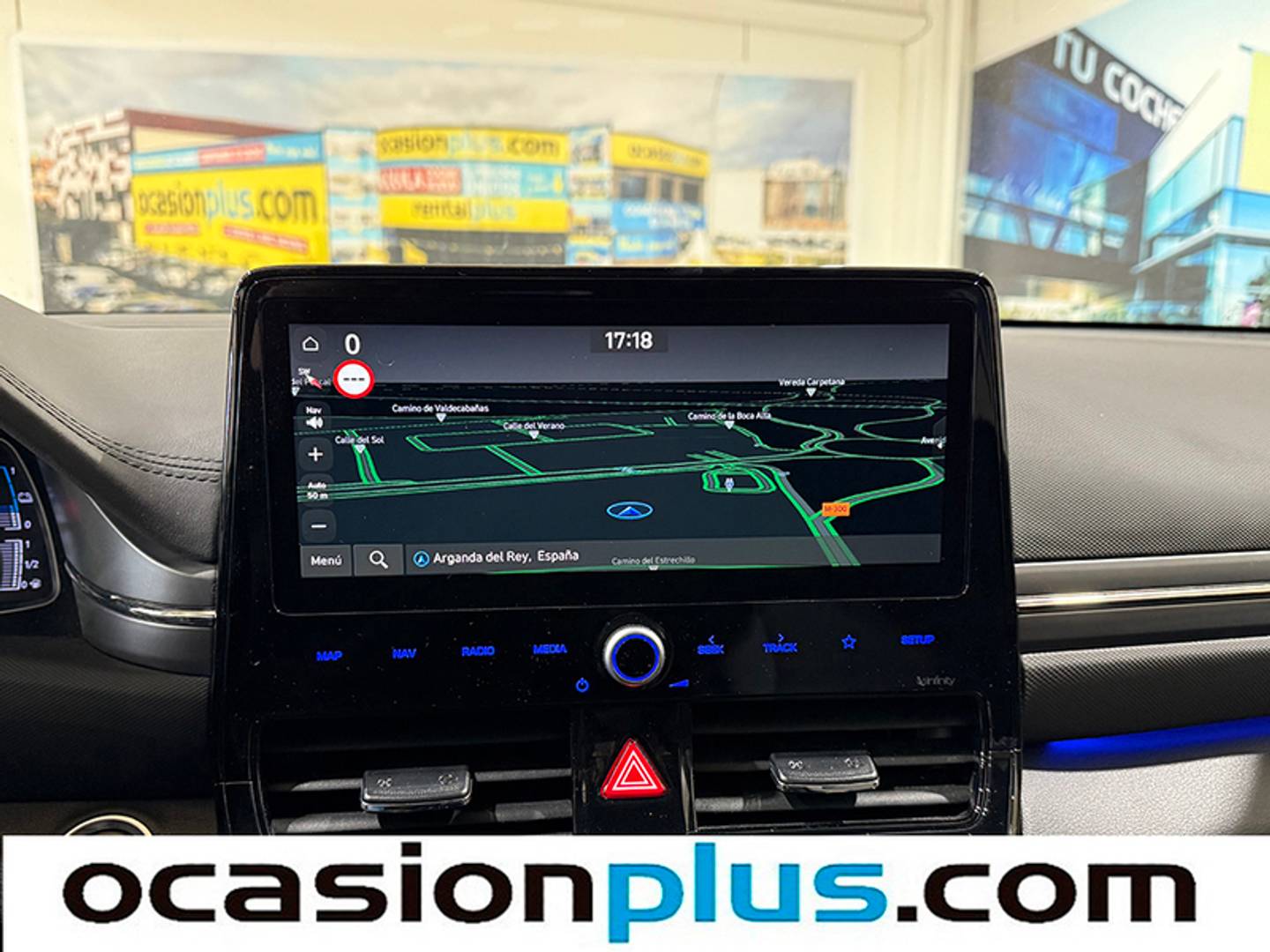 Foto Hyundai IONIQ Hyundai Ioniq 1.6 GDI PHEV Tecno DCT (141 CV)