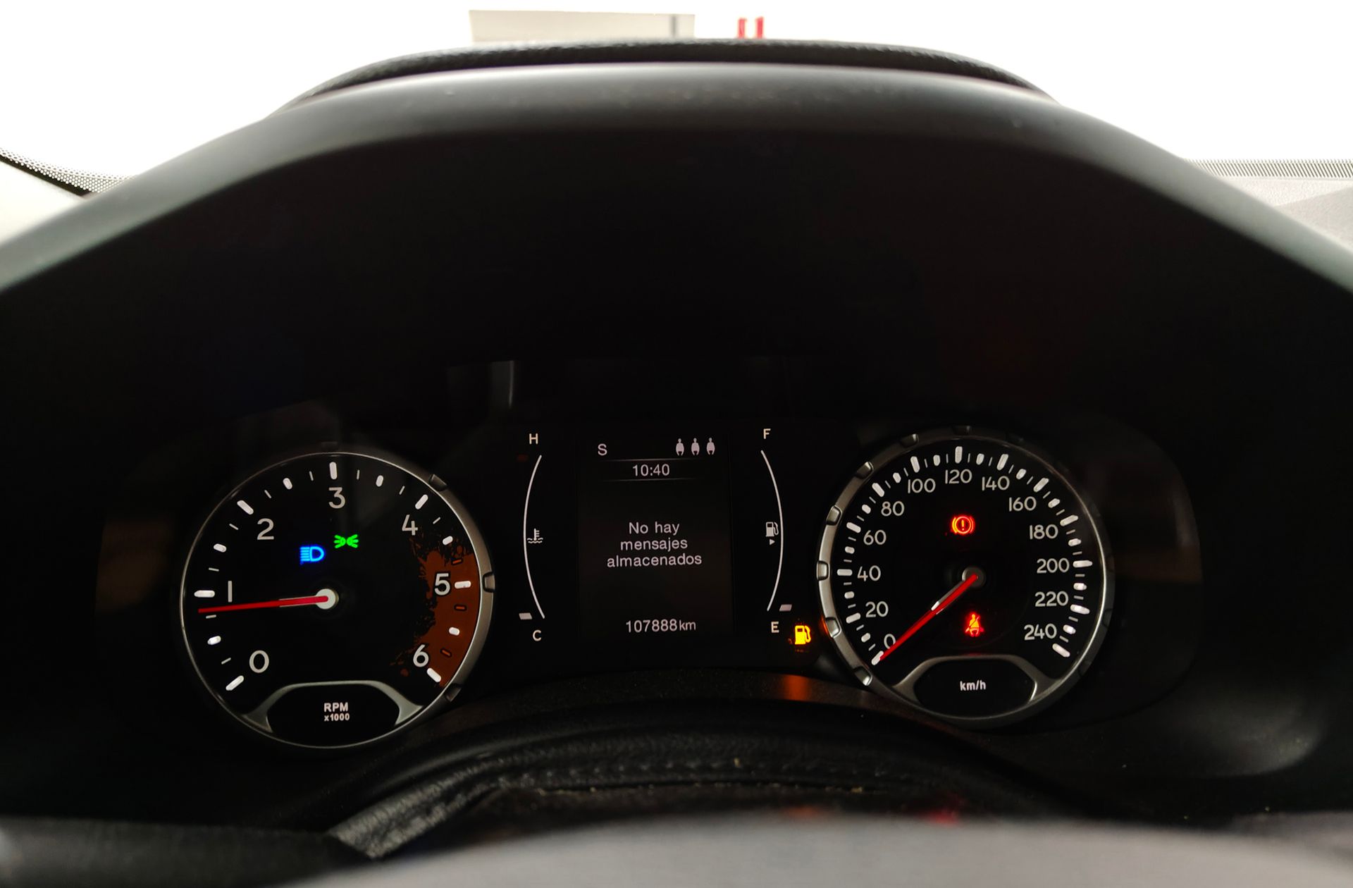 Jeep Renegade 1.6 MultiJet Dawn of Justice 4x2 - foto 22
