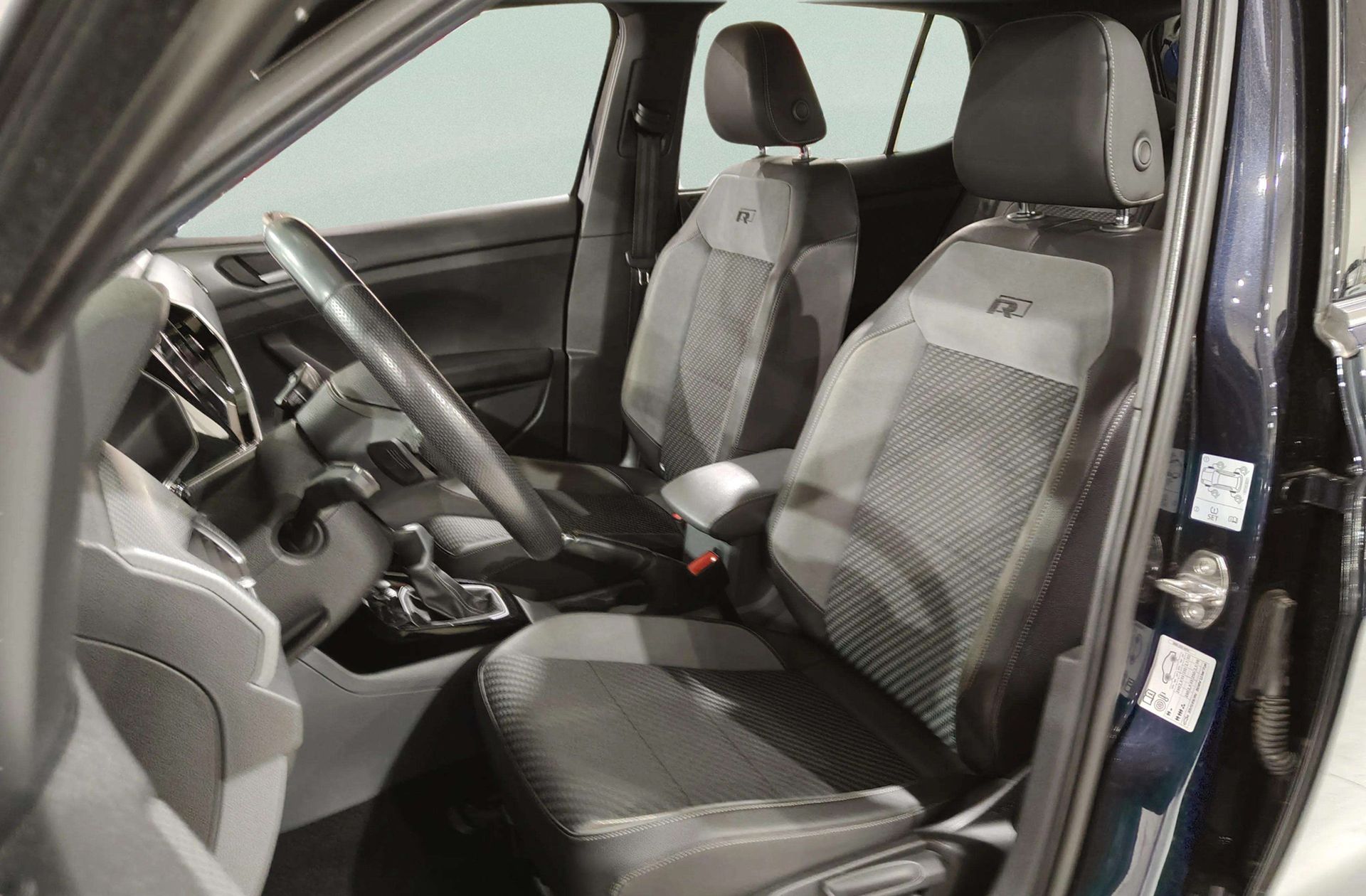 Volkswagen T-Cross Sport 1.0 TSI DSG - foto 12