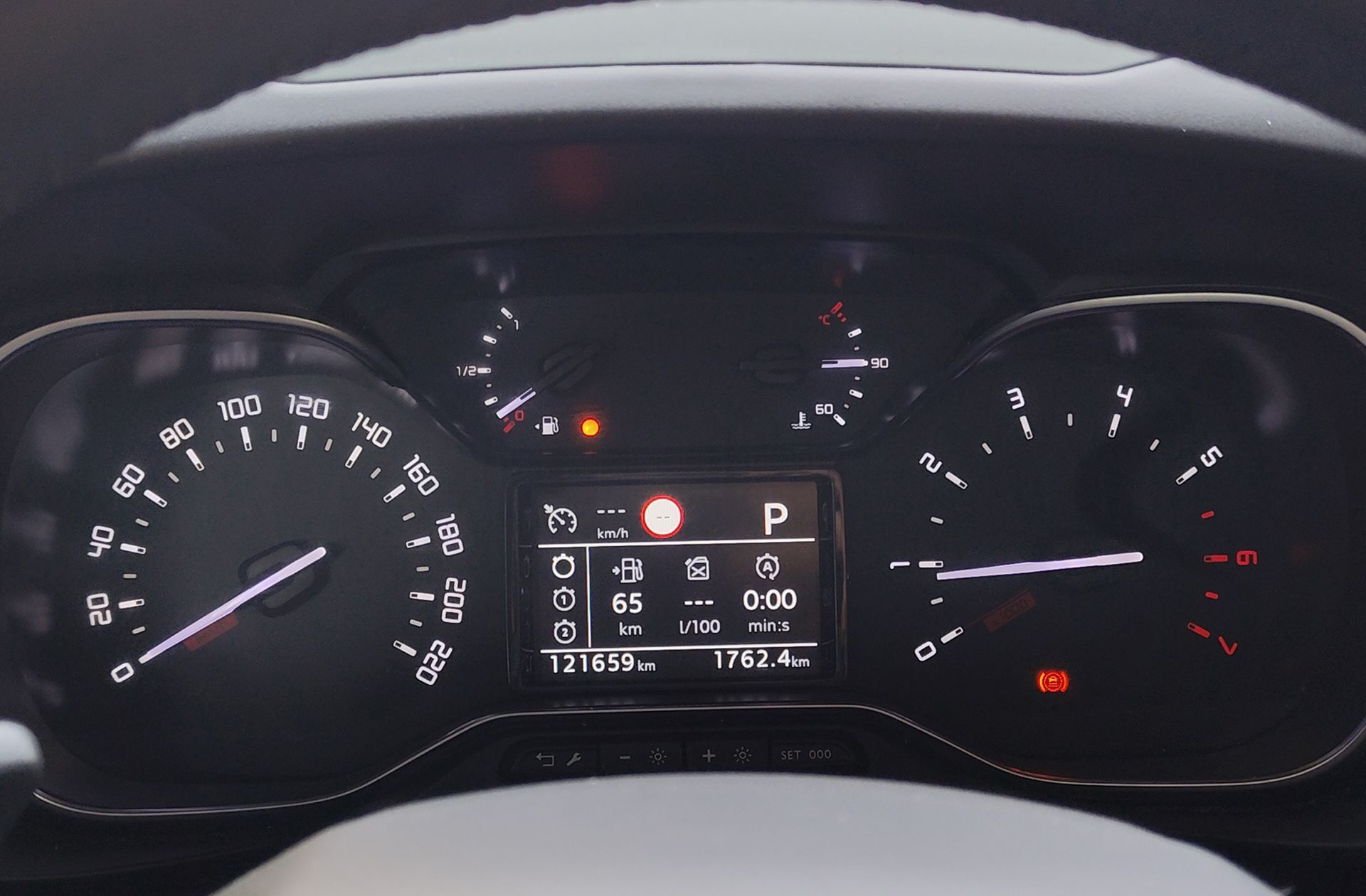 Citroën Berlingo BlueHDi 130 Talla M Shine - foto 24