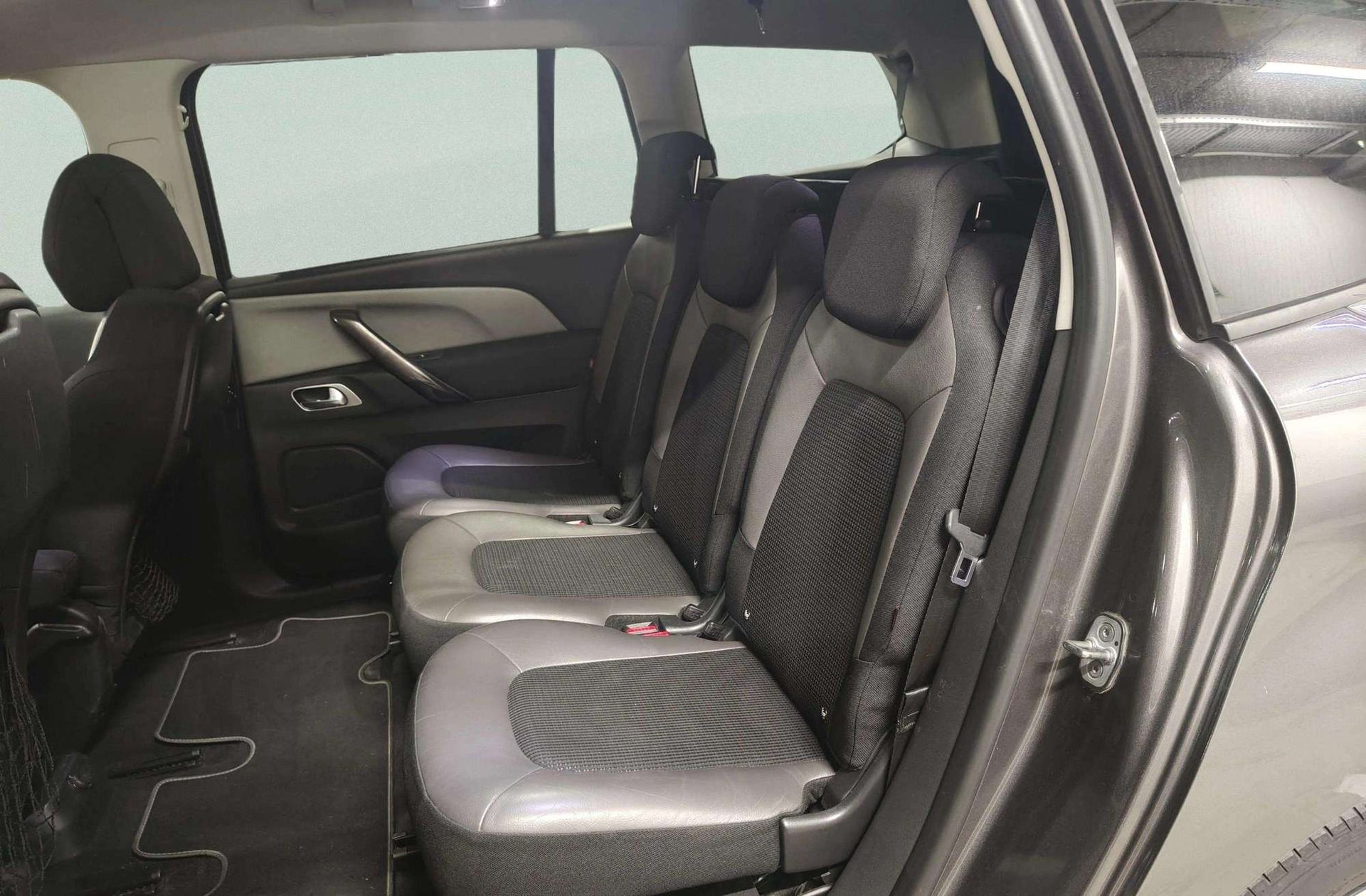 Citroën C4 Grand Picasso 2.0 BlueHDi Shine EAT6 - foto 17
