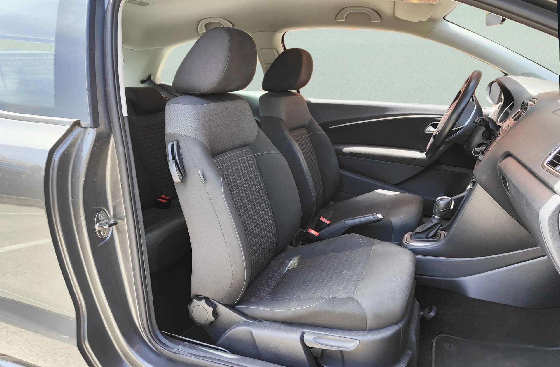 Volkswagen Polo Advance 1.2 TSI BMT DSG - foto 13