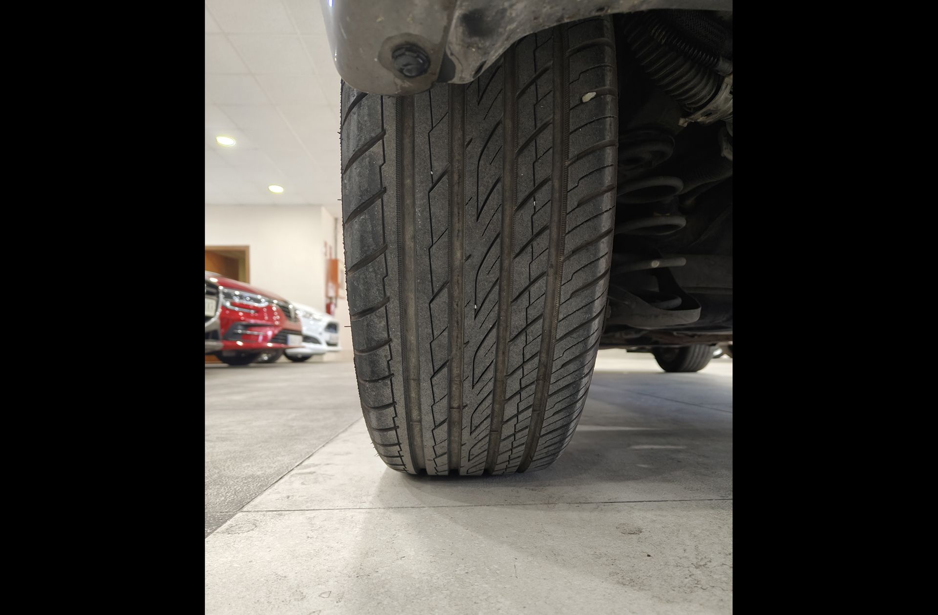 Toyota Yaris 1.3 100 Feel - foto 29