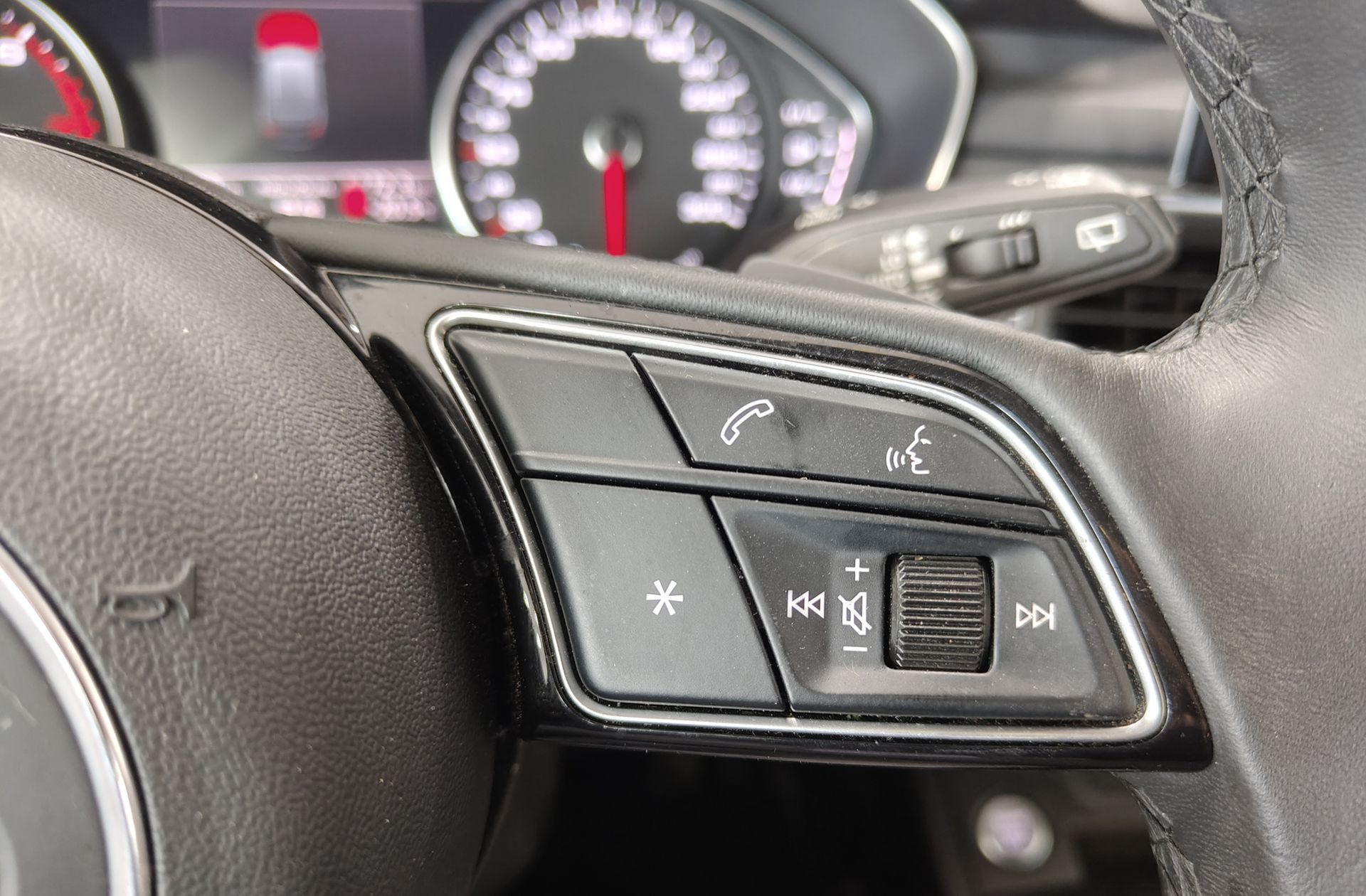Audi A4 Avant Advanced 35 TFSI S tronic - foto 26