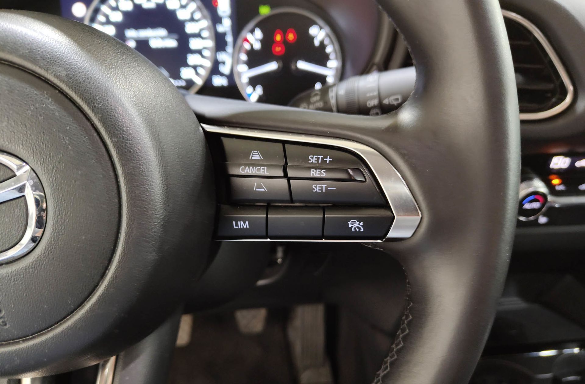 Mazda CX-30 e-Skyactiv G Homura - foto 31